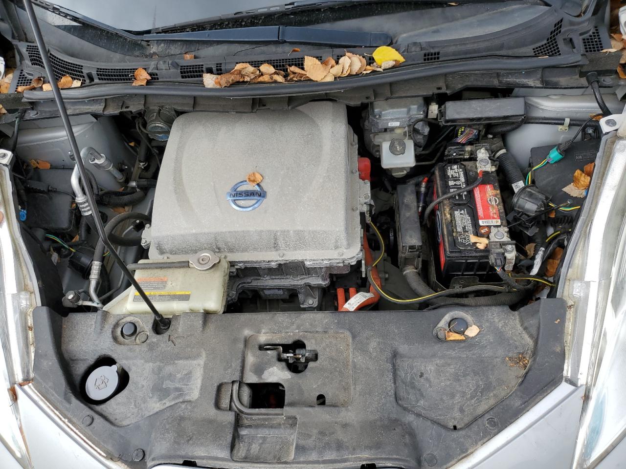 Photo 10 VIN: 1N4AZ0CP4EC330951 - NISSAN LEAF 