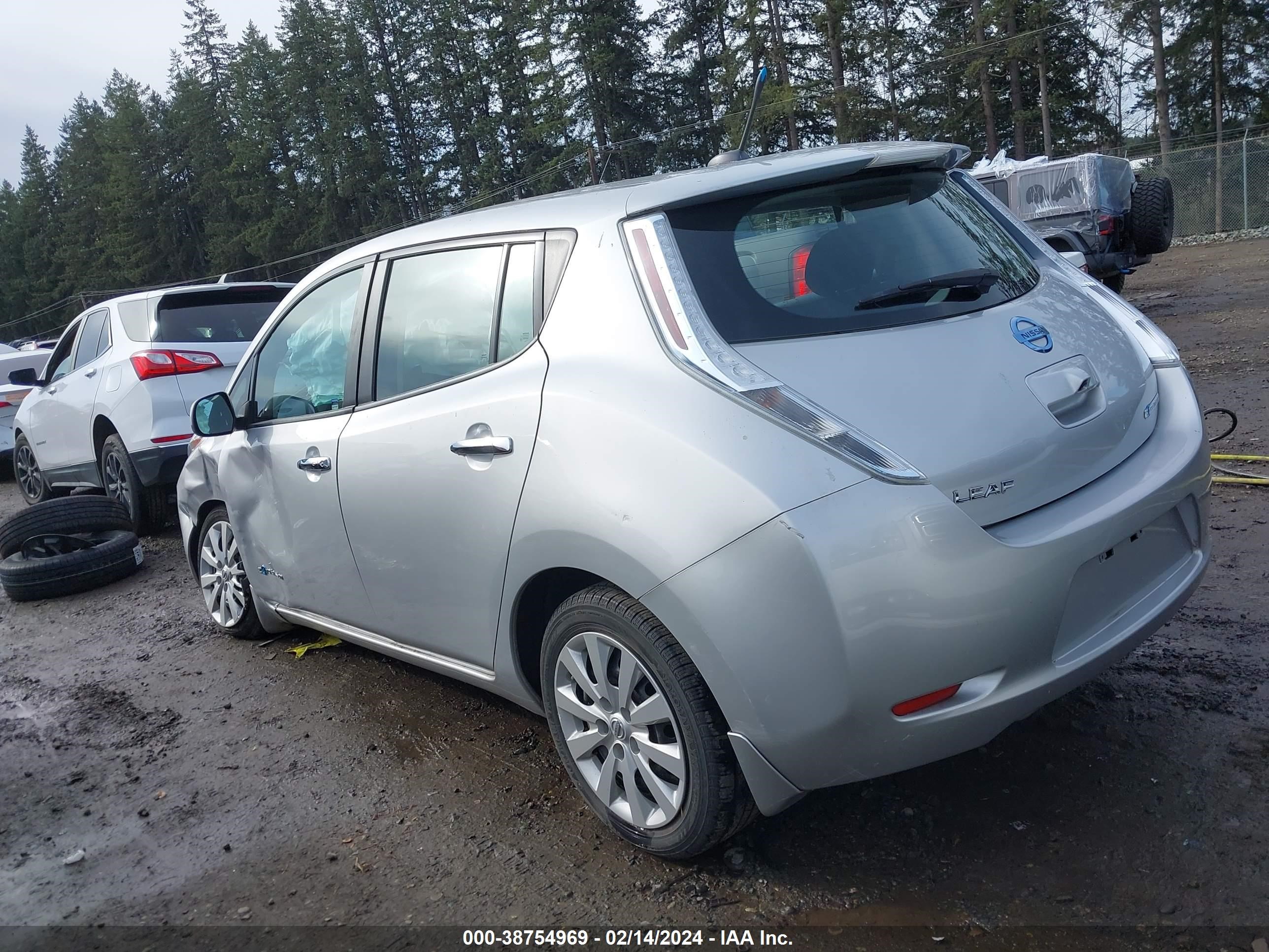 Photo 13 VIN: 1N4AZ0CP4EC340525 - NISSAN LEAF 