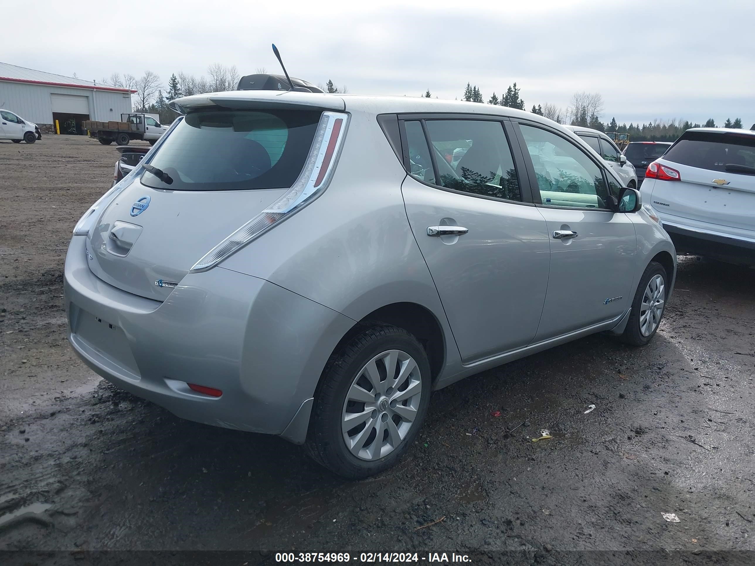 Photo 3 VIN: 1N4AZ0CP4EC340525 - NISSAN LEAF 