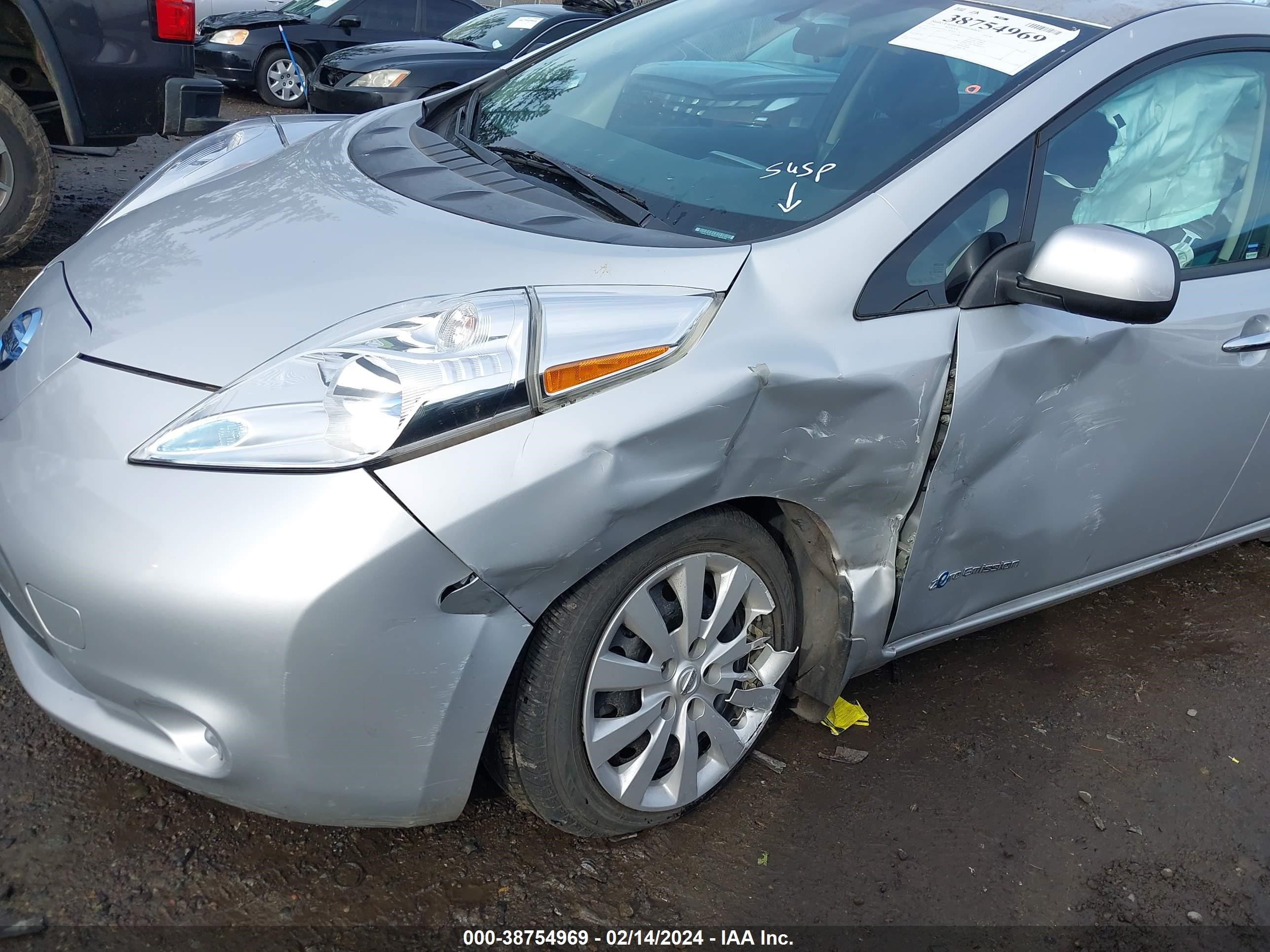 Photo 5 VIN: 1N4AZ0CP4EC340525 - NISSAN LEAF 