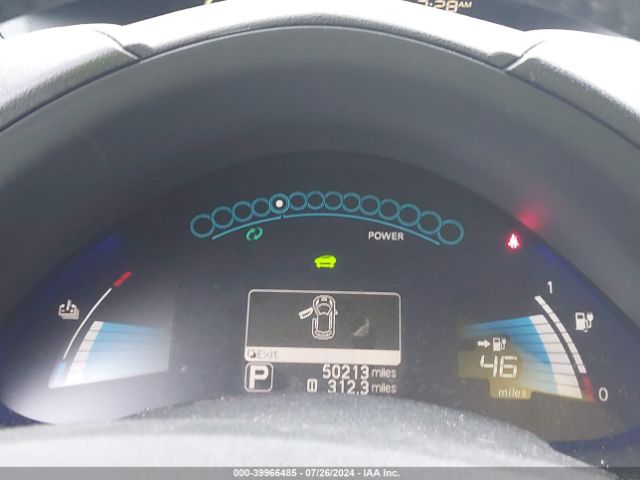 Photo 6 VIN: 1N4AZ0CP4FC314685 - NISSAN LEAF 