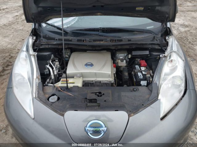 Photo 9 VIN: 1N4AZ0CP4FC314685 - NISSAN LEAF 