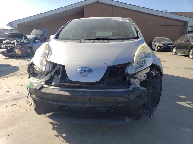 Photo 4 VIN: 1N4AZ0CP4FC325993 - NISSAN LEAF 