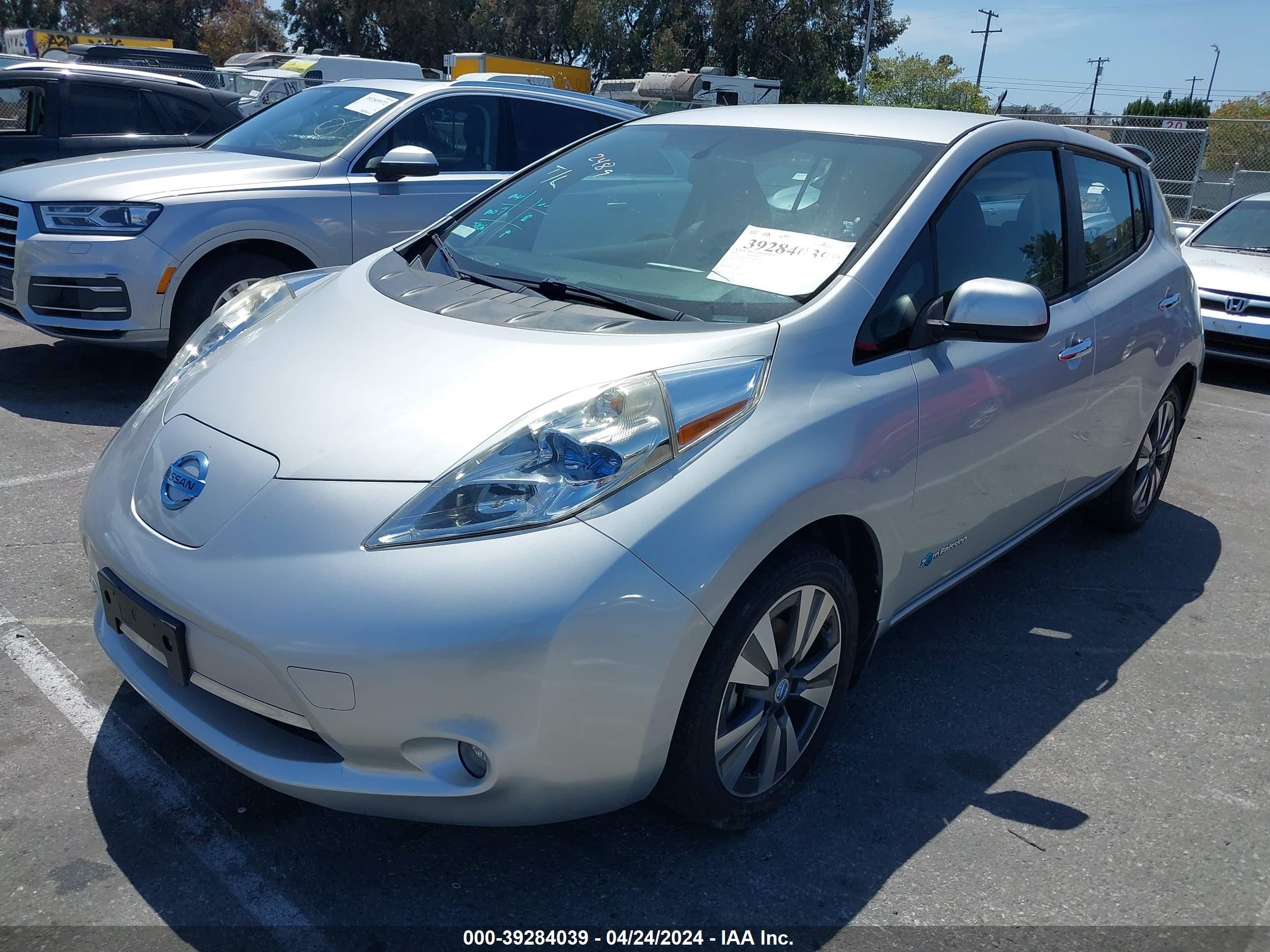 Photo 1 VIN: 1N4AZ0CP5DC403856 - NISSAN LEAF 