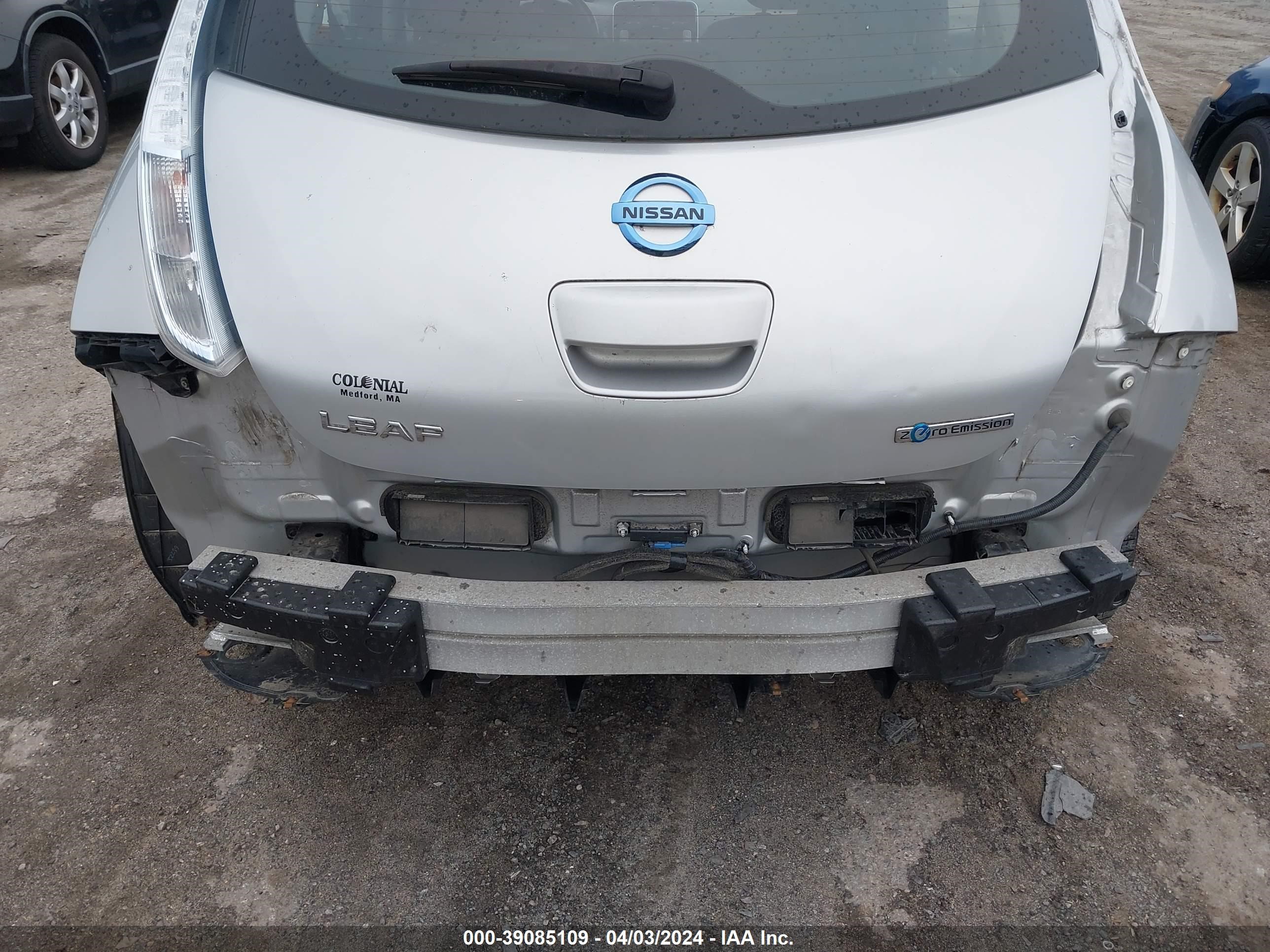 Photo 5 VIN: 1N4AZ0CP5DC425467 - NISSAN LEAF 