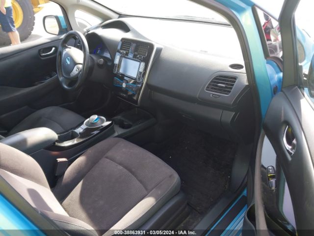 Photo 4 VIN: 1N4AZ0CP5FC314811 - NISSAN LEAF 