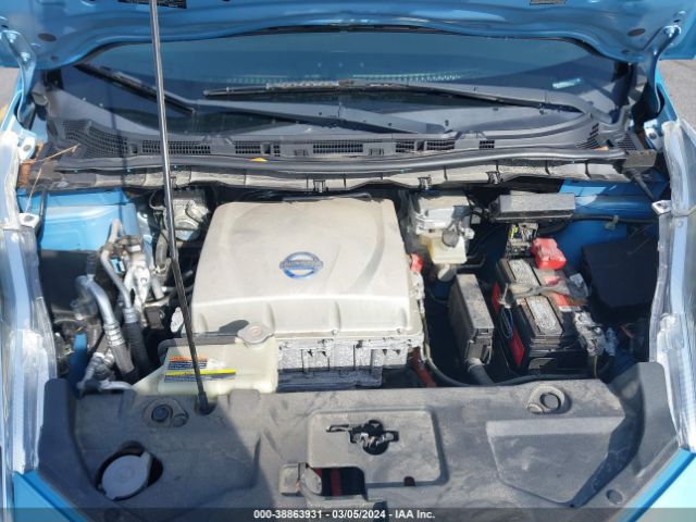 Photo 9 VIN: 1N4AZ0CP5FC314811 - NISSAN LEAF 