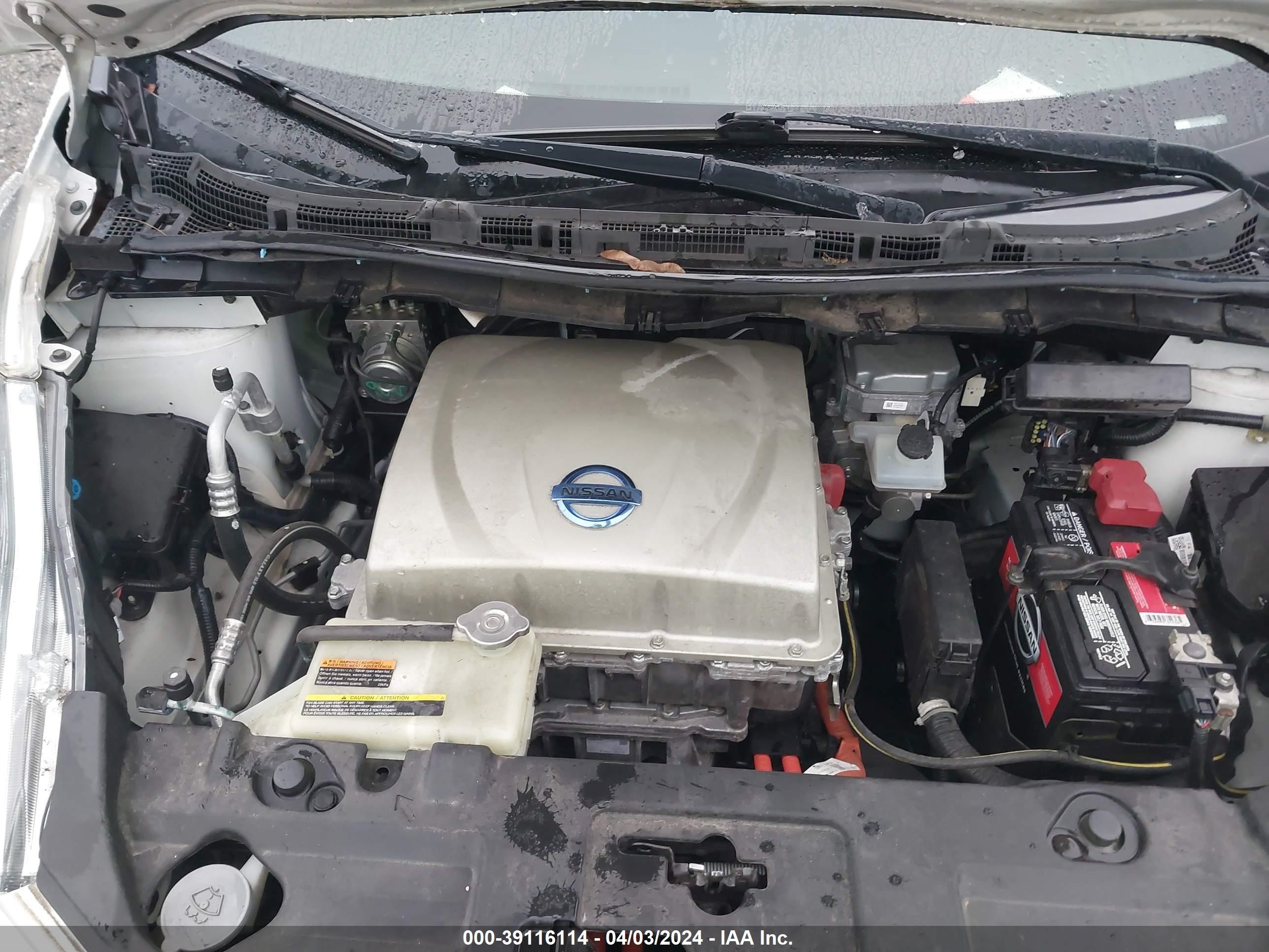 Photo 9 VIN: 1N4AZ0CP5FC321936 - NISSAN LEAF 