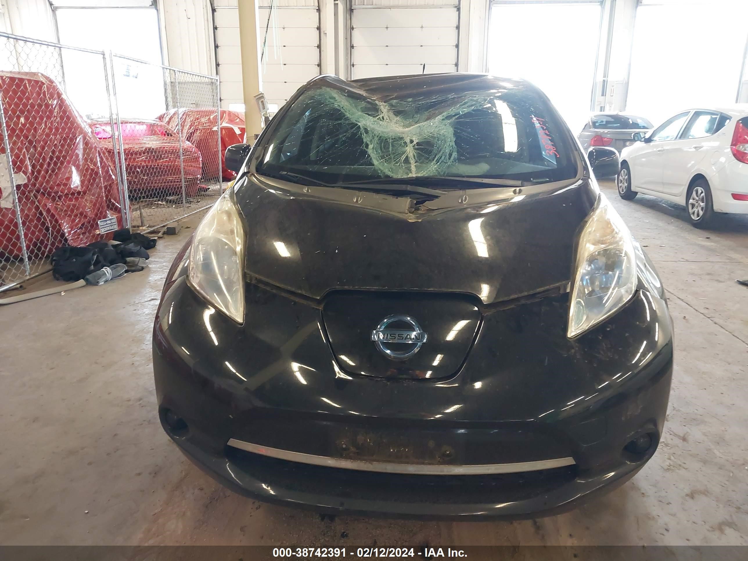 Photo 12 VIN: 1N4AZ0CP6DC423811 - NISSAN LEAF 