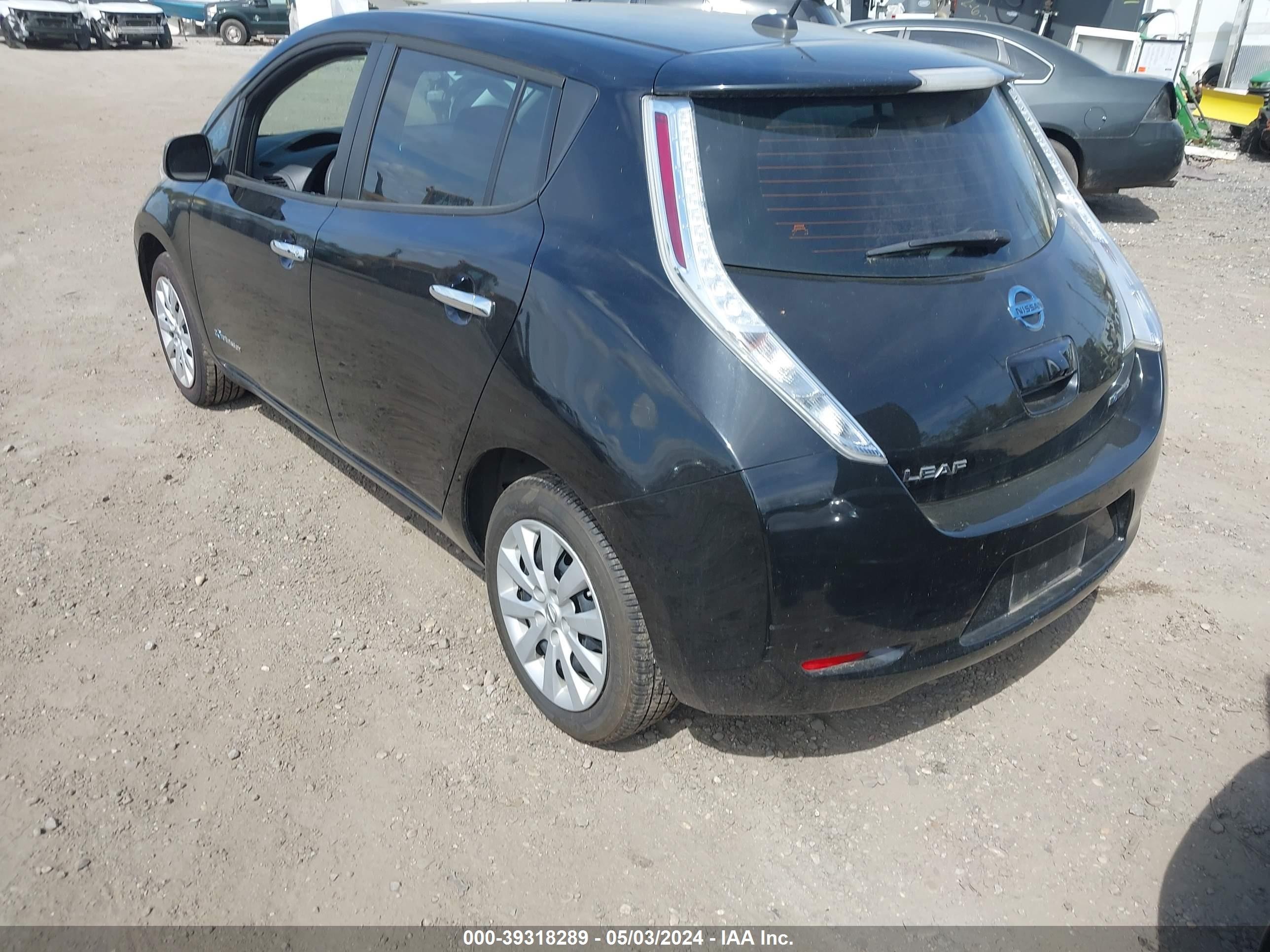 Photo 2 VIN: 1N4AZ0CP6GC310011 - NISSAN LEAF 