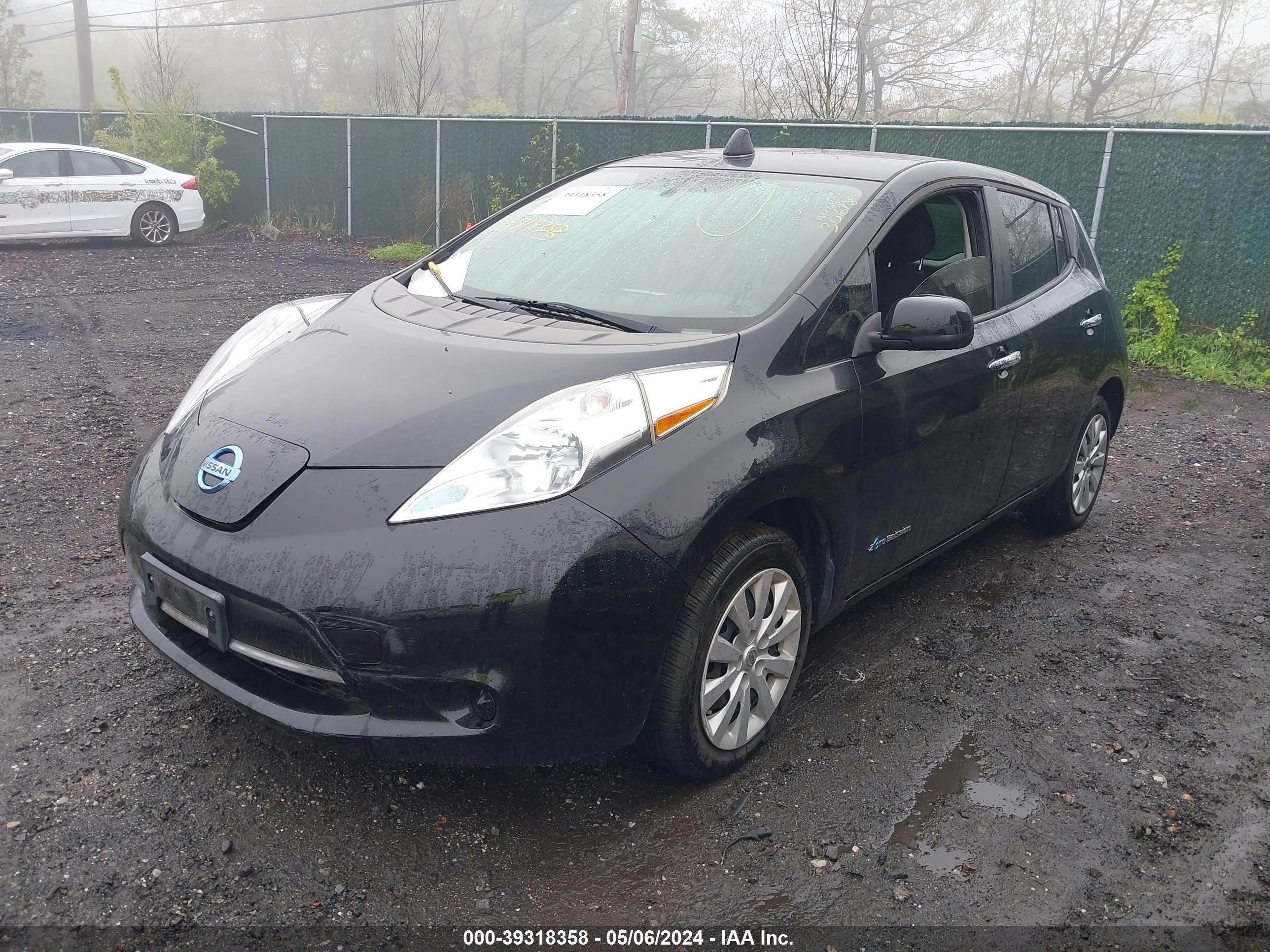 Photo 1 VIN: 1N4AZ0CP6GC310199 - NISSAN LEAF 