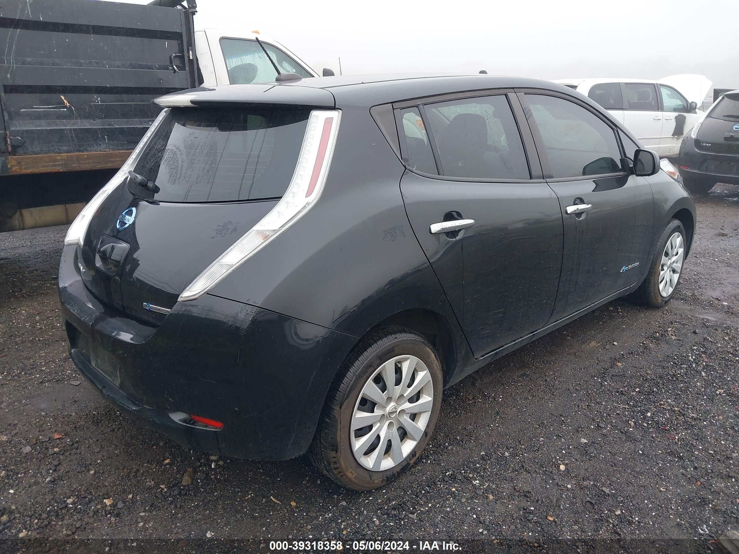 Photo 3 VIN: 1N4AZ0CP6GC310199 - NISSAN LEAF 