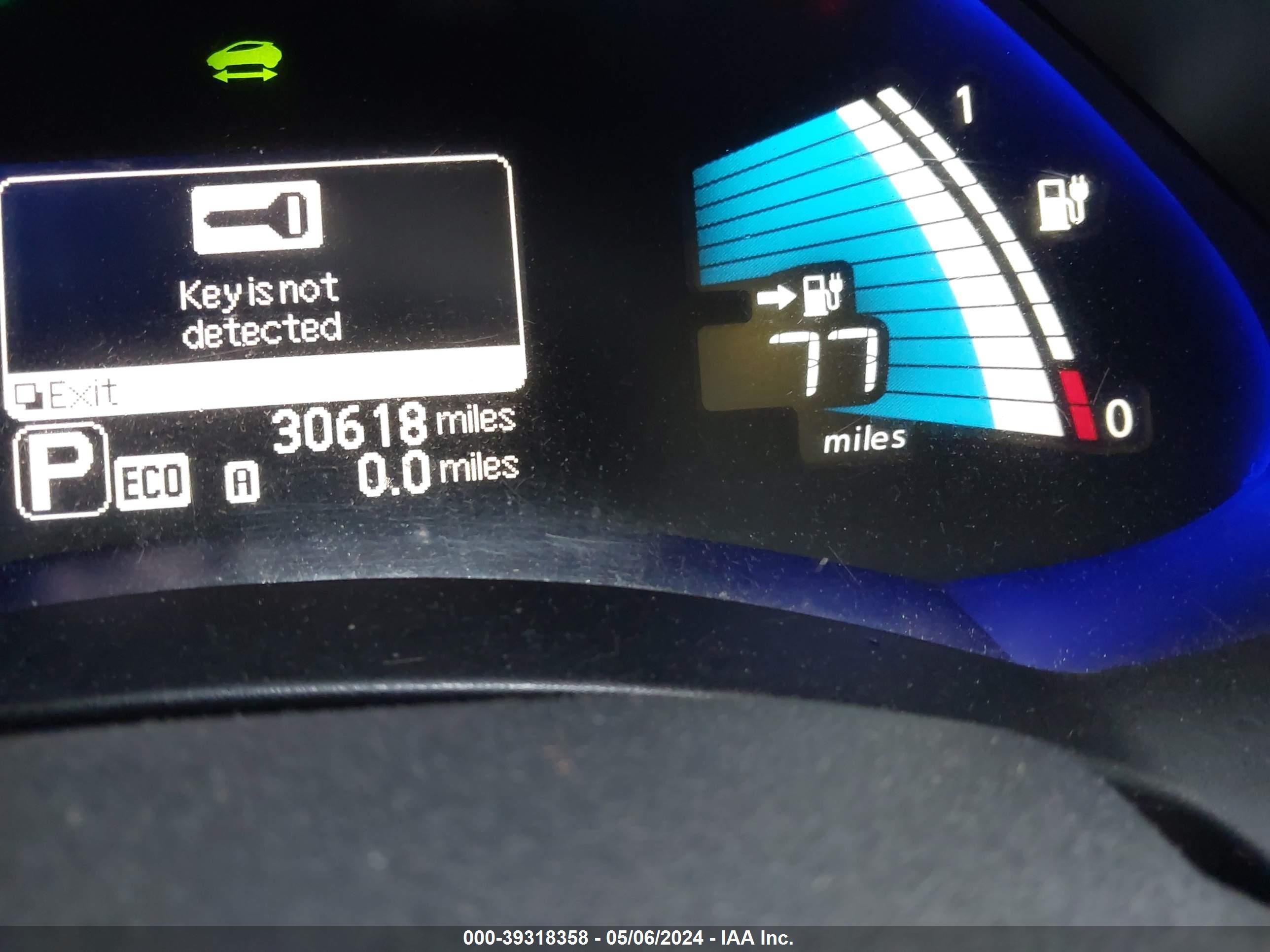 Photo 6 VIN: 1N4AZ0CP6GC310199 - NISSAN LEAF 