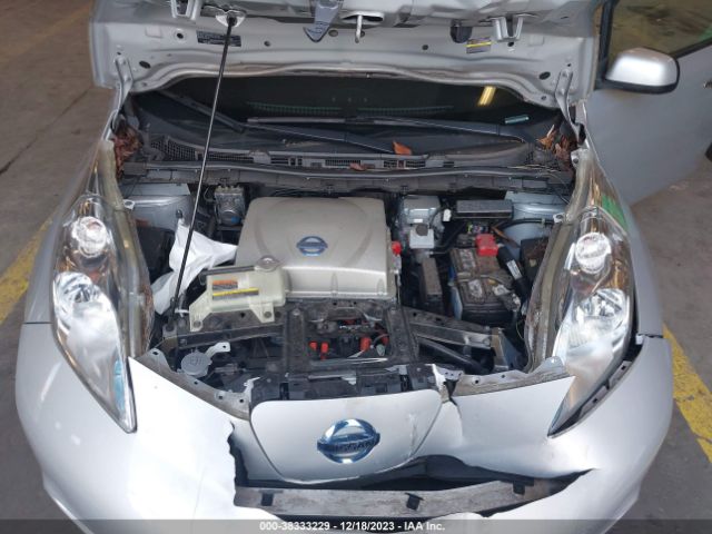 Photo 9 VIN: 1N4AZ0CP7FC329679 - NISSAN LEAF 