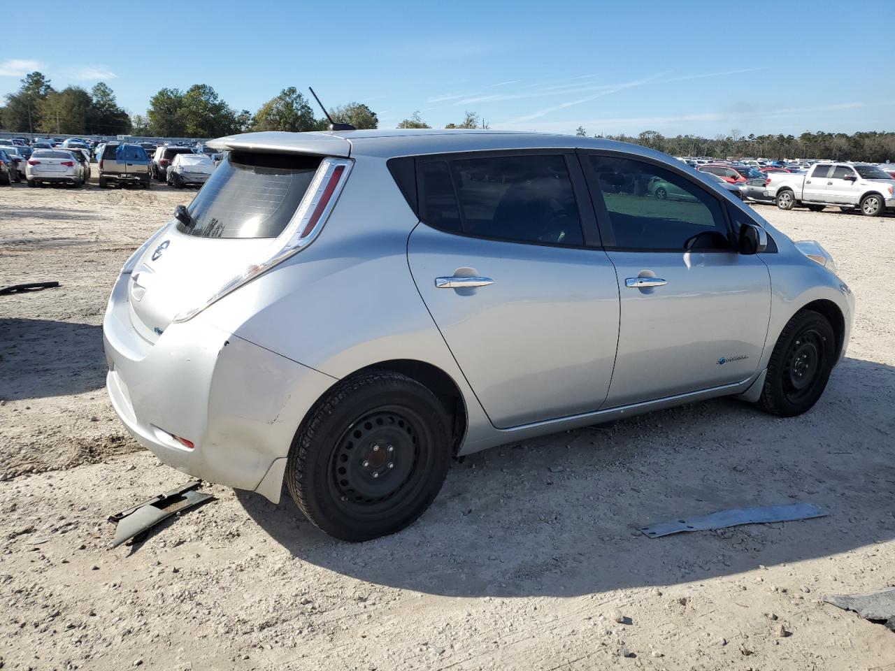 Photo 2 VIN: 1N4AZ0CP7GC305917 - NISSAN LEAF 