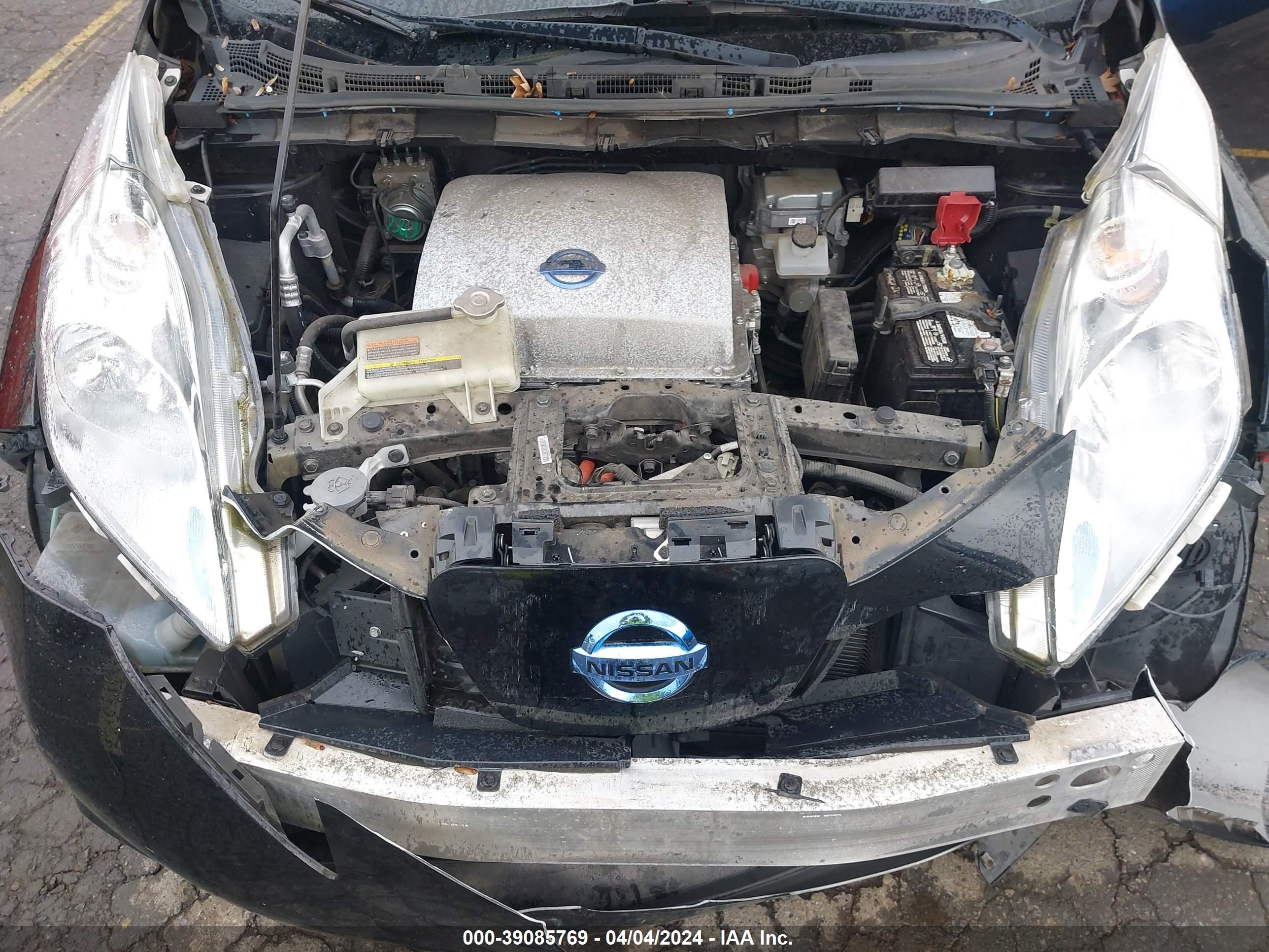 Photo 9 VIN: 1N4AZ0CP8FC300823 - NISSAN LEAF 