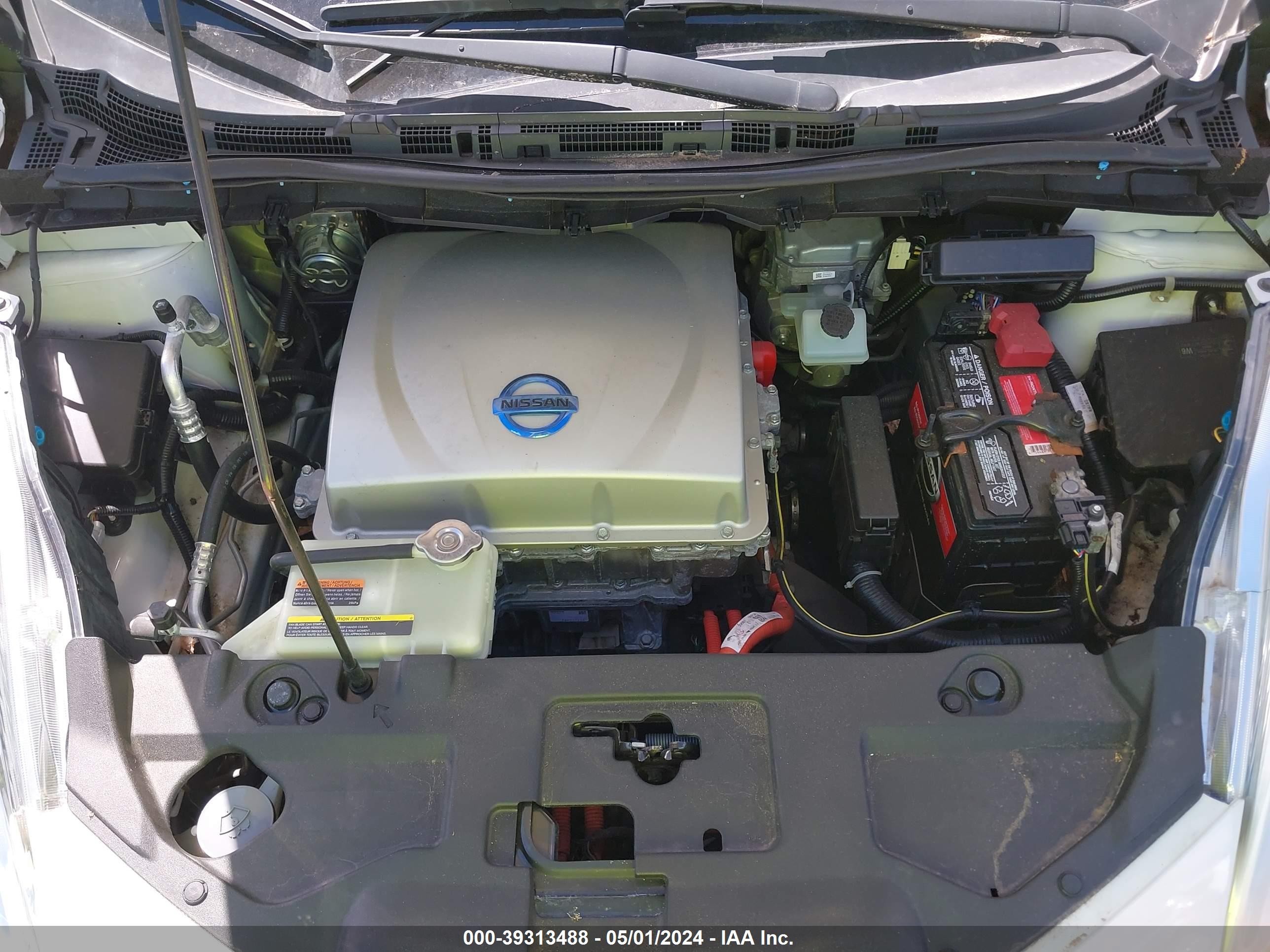 Photo 9 VIN: 1N4AZ0CP8FC329710 - NISSAN LEAF 