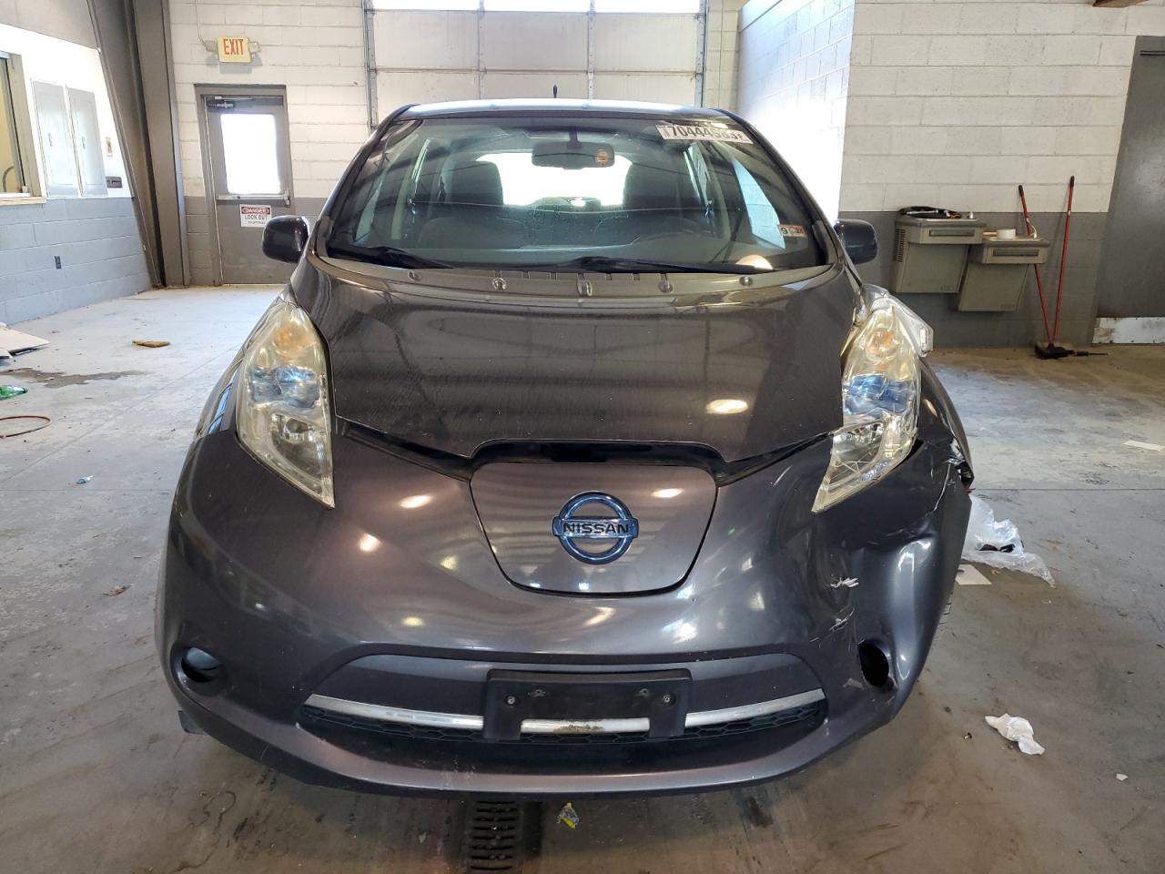 Photo 4 VIN: 1N4AZ0CP9DC412401 - NISSAN LEAF 