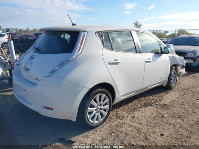 Photo 3 VIN: 1N4AZ0CP9GC311377 - NISSAN LEAF 