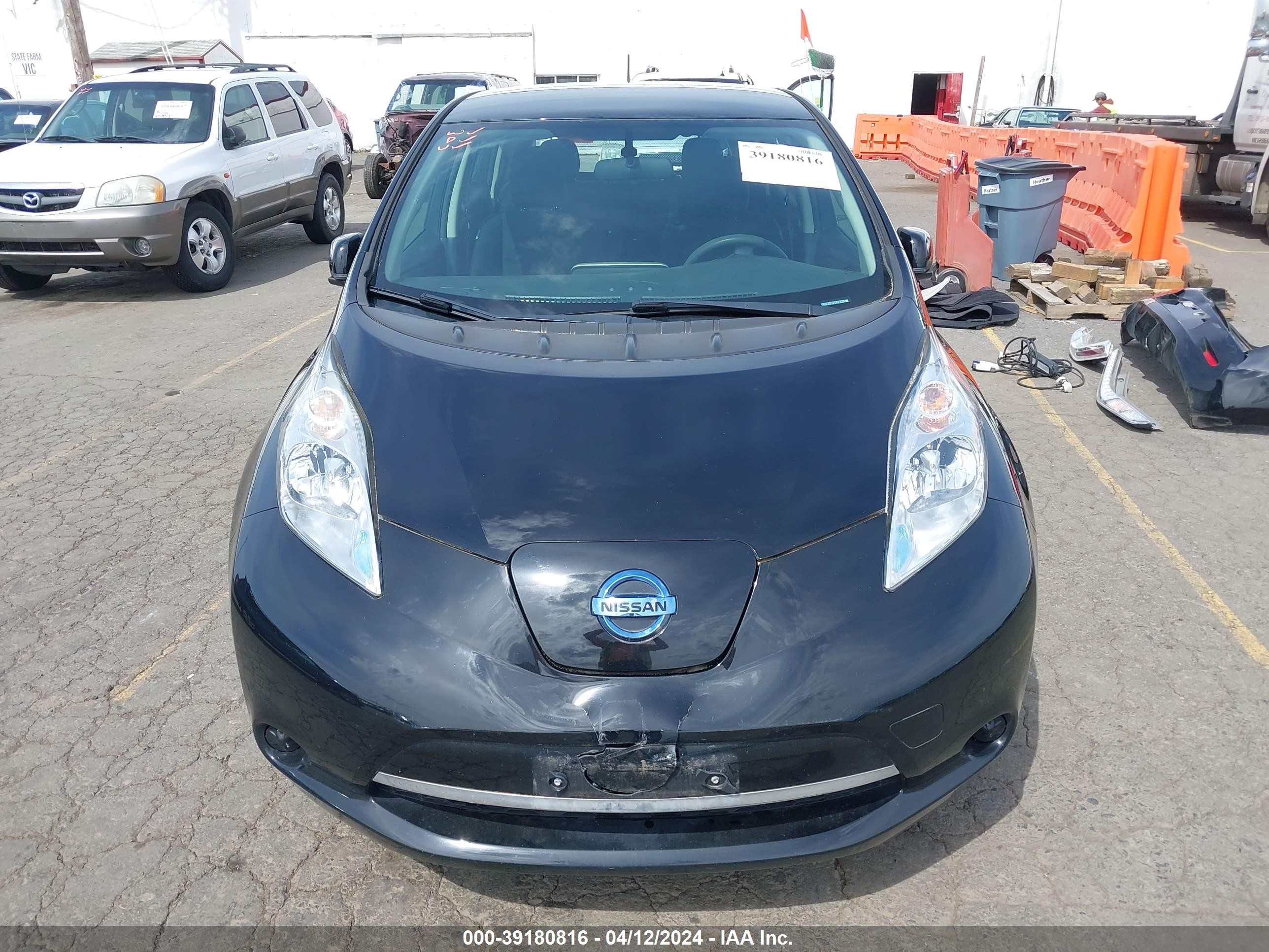 Photo 12 VIN: 1N4AZ0CPXGC303661 - NISSAN LEAF 