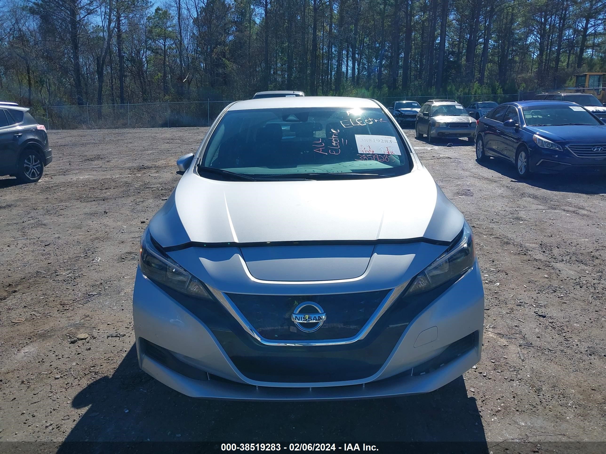 Photo 12 VIN: 1N4AZ1BV1NC564132 - NISSAN LEAF 