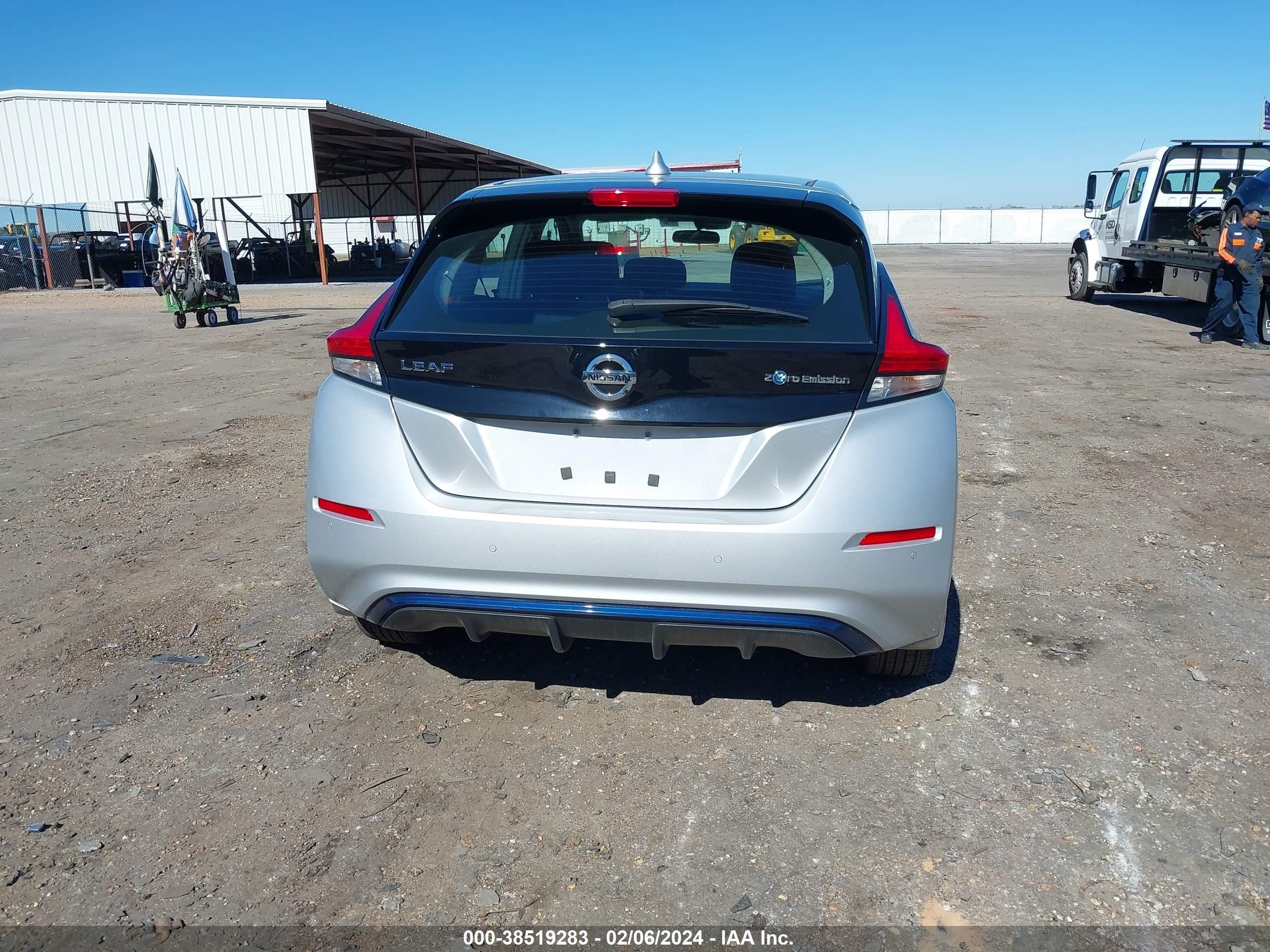 Photo 16 VIN: 1N4AZ1BV1NC564132 - NISSAN LEAF 