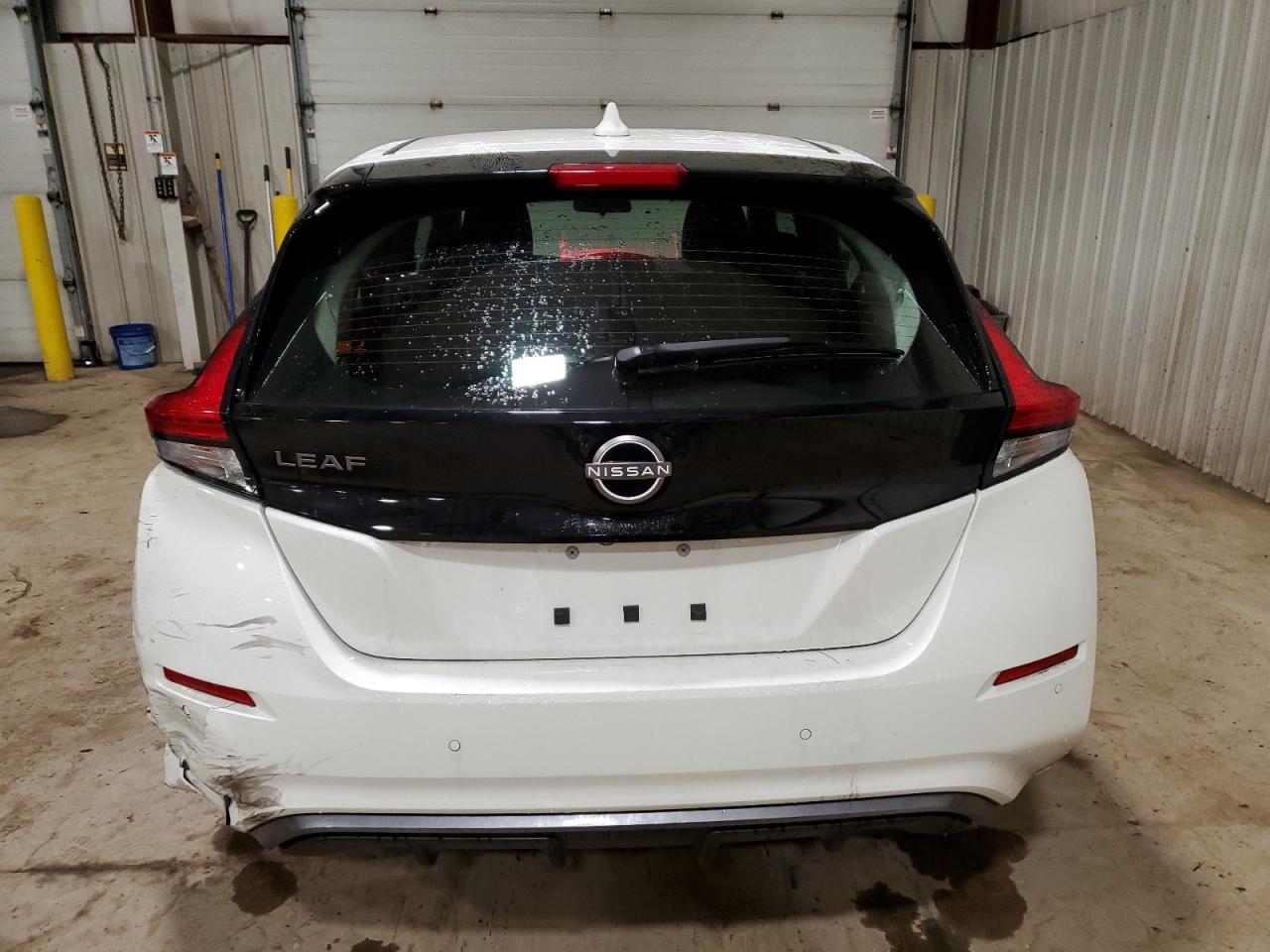 Photo 5 VIN: 1N4AZ1BV8PC555754 - NISSAN LEAF 