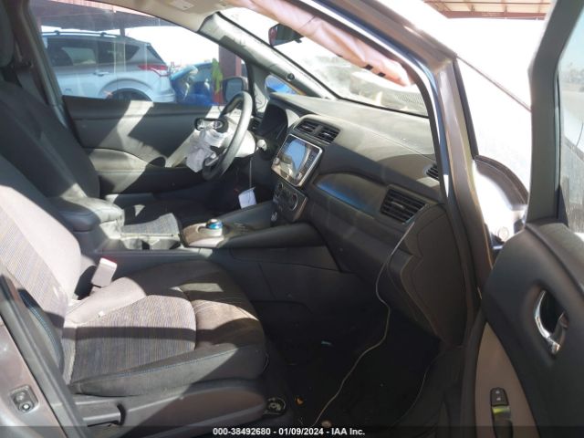 Photo 4 VIN: 1N4AZ1BV9PC555777 - NISSAN LEAF 