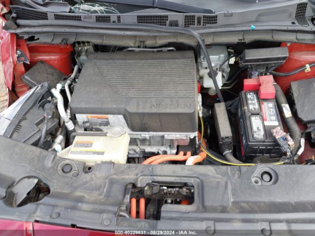 Photo 9 VIN: 1N4AZ1CP0JC300359 - NISSAN LEAF 