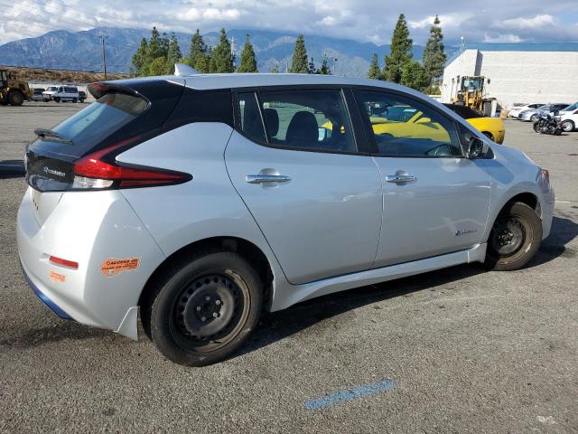 Photo 2 VIN: 1N4AZ1CP0JC313998 - NISSAN LEAF 