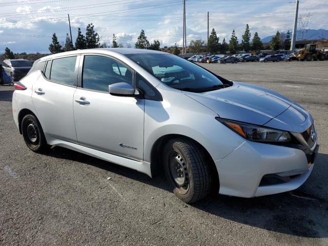 Photo 3 VIN: 1N4AZ1CP0JC313998 - NISSAN LEAF 