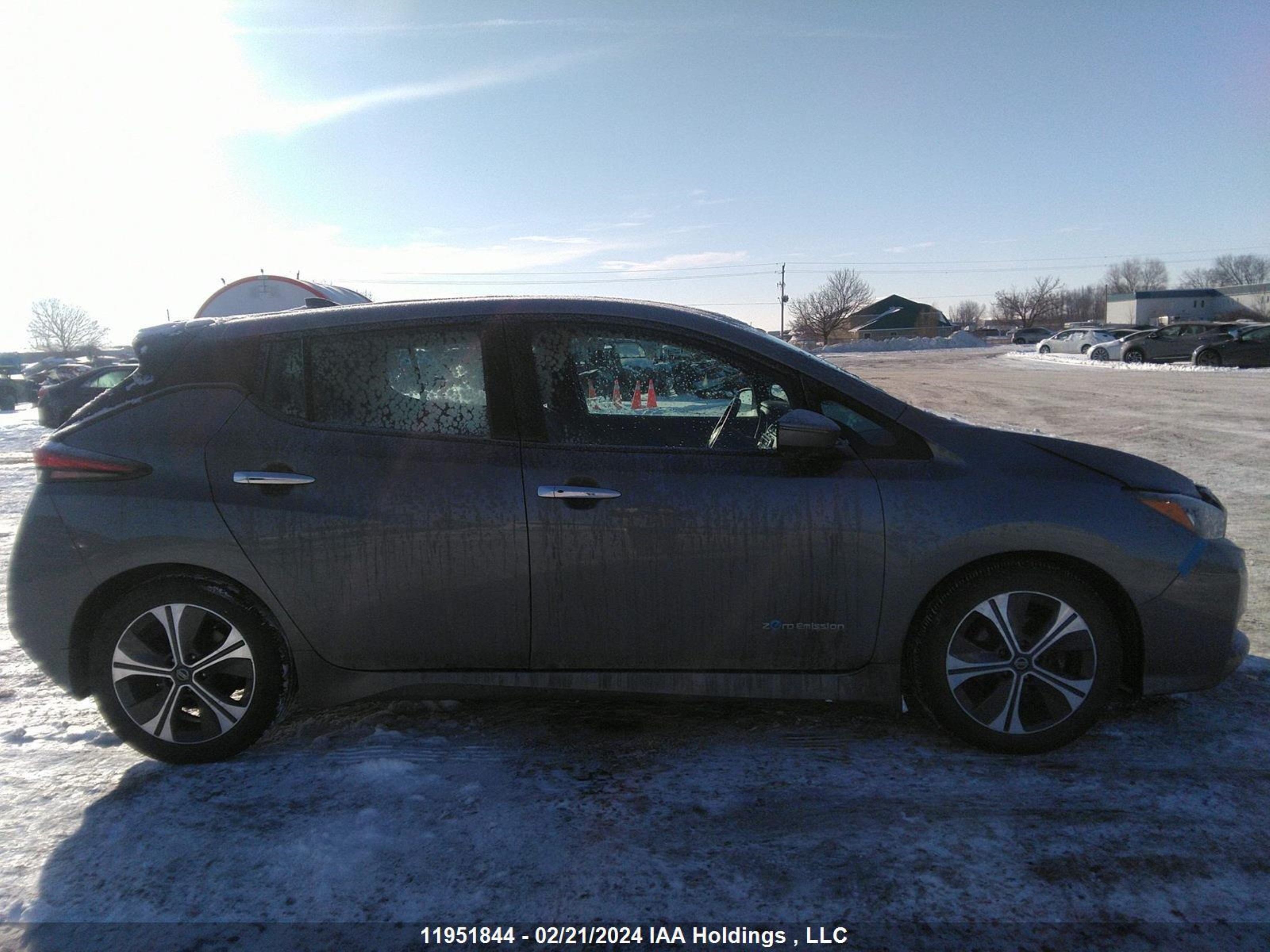 Photo 12 VIN: 1N4AZ1CP0JC316786 - NISSAN LEAF 