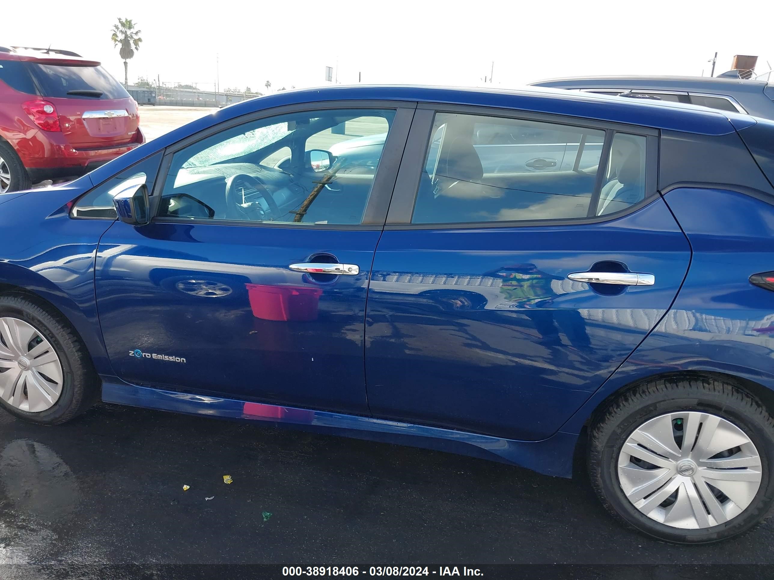 Photo 13 VIN: 1N4AZ1CP0KC308477 - NISSAN LEAF 