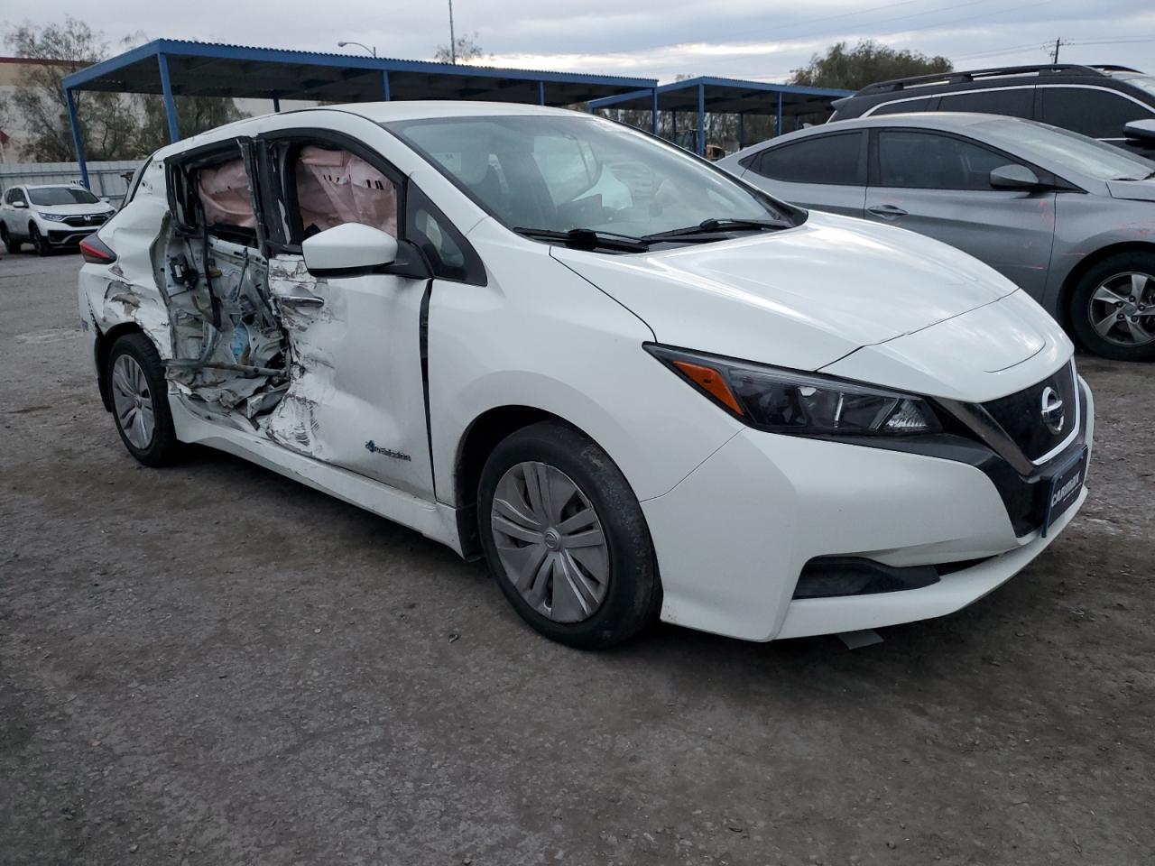 Photo 3 VIN: 1N4AZ1CP2KC304723 - NISSAN LEAF 