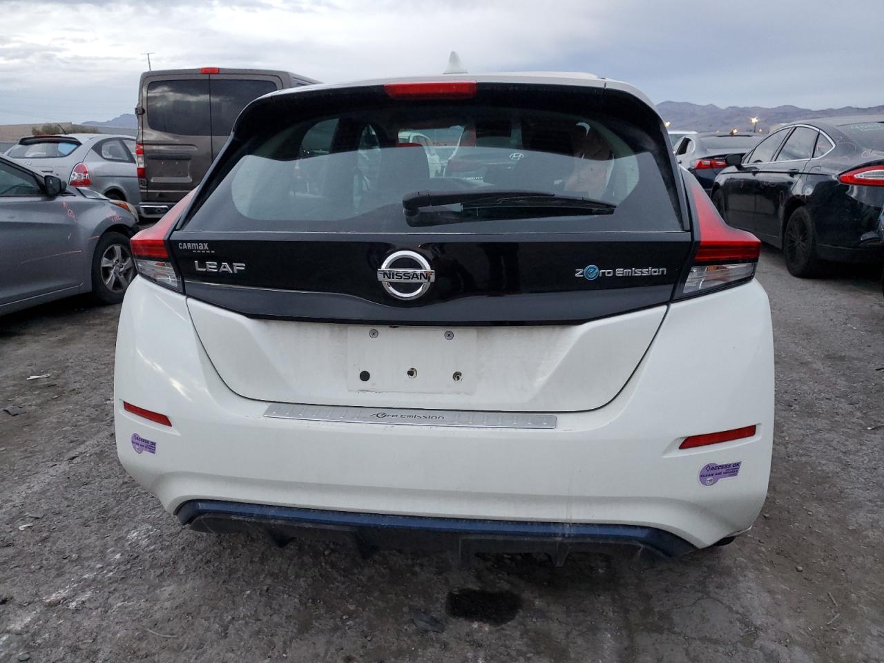 Photo 5 VIN: 1N4AZ1CP2KC304723 - NISSAN LEAF 