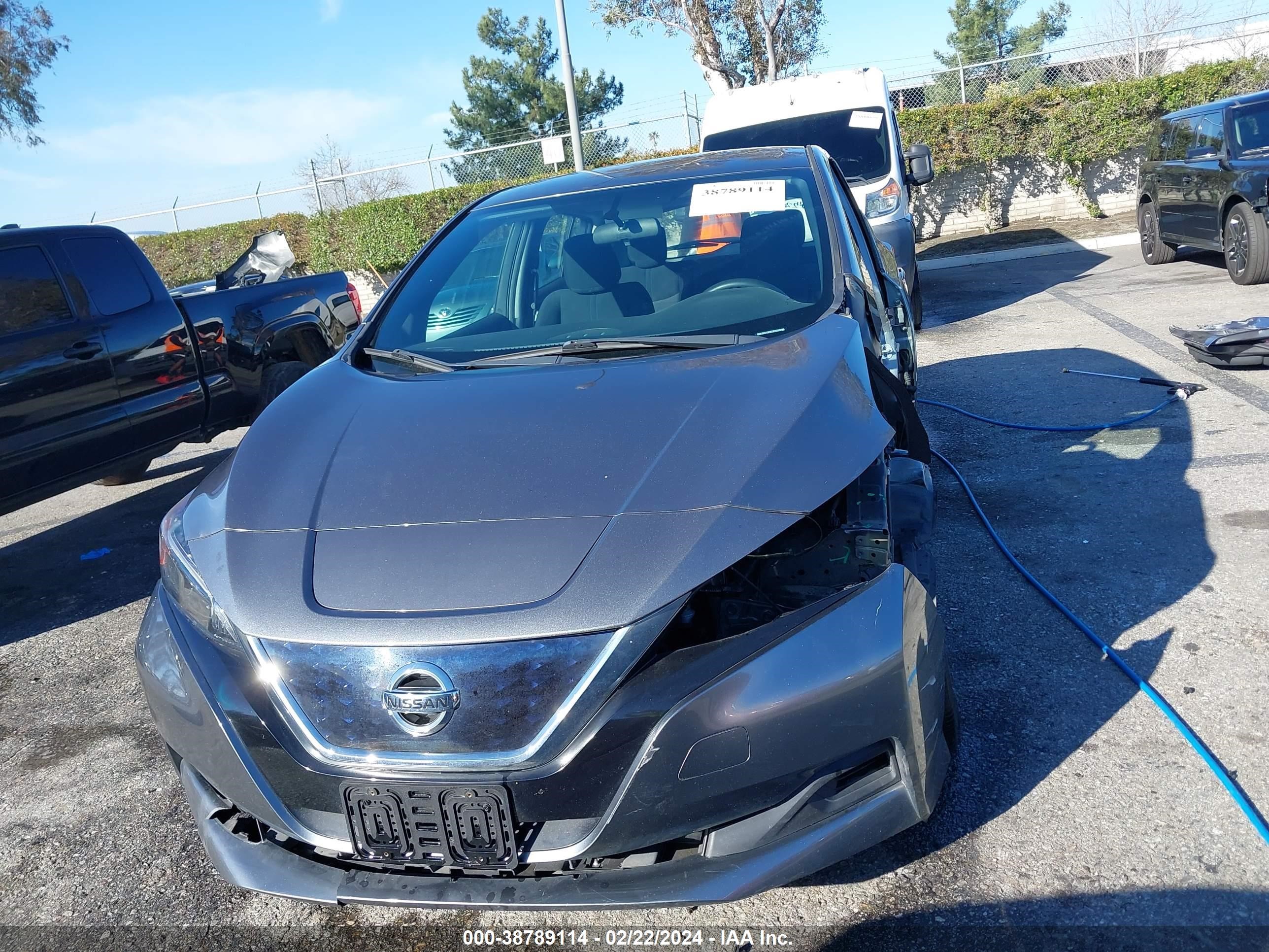 Photo 12 VIN: 1N4AZ1CP2KC305919 - NISSAN LEAF 