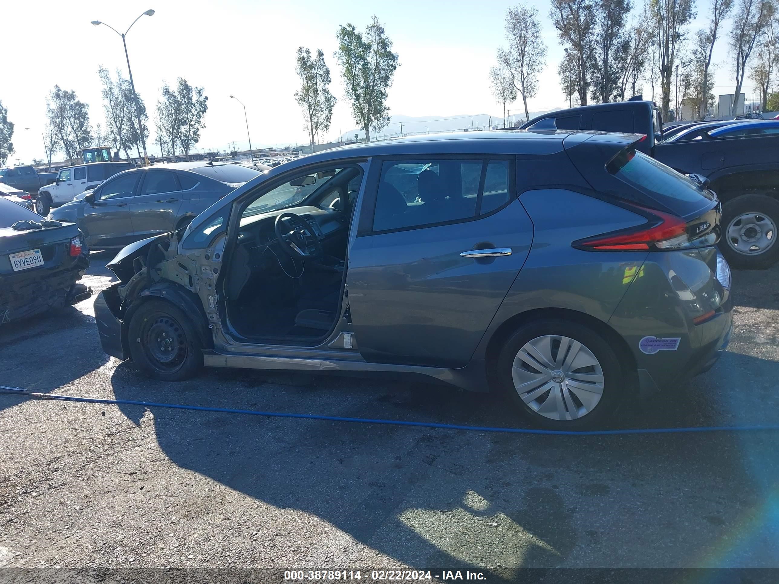 Photo 14 VIN: 1N4AZ1CP2KC305919 - NISSAN LEAF 