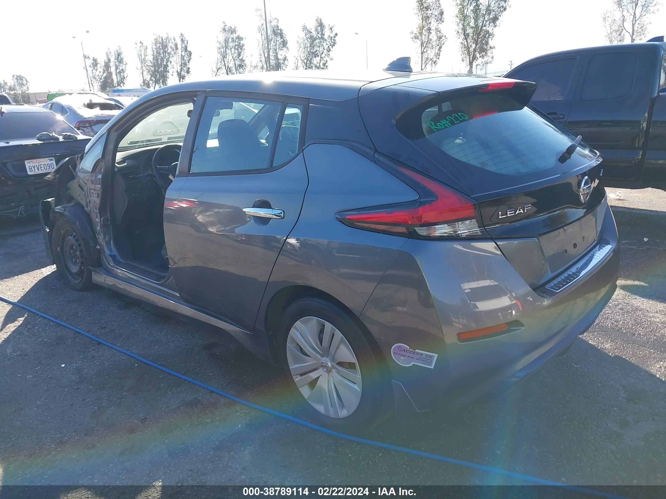 Photo 2 VIN: 1N4AZ1CP2KC305919 - NISSAN LEAF 