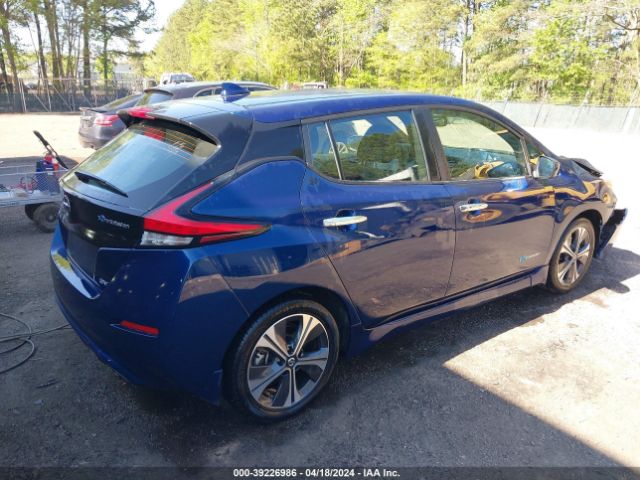 Photo 3 VIN: 1N4AZ1CP3JC307449 - NISSAN LEAF 