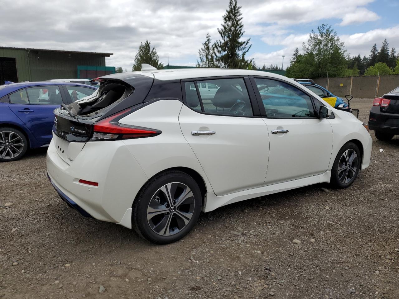 Photo 2 VIN: 1N4AZ1CP3LC307437 - NISSAN LEAF 