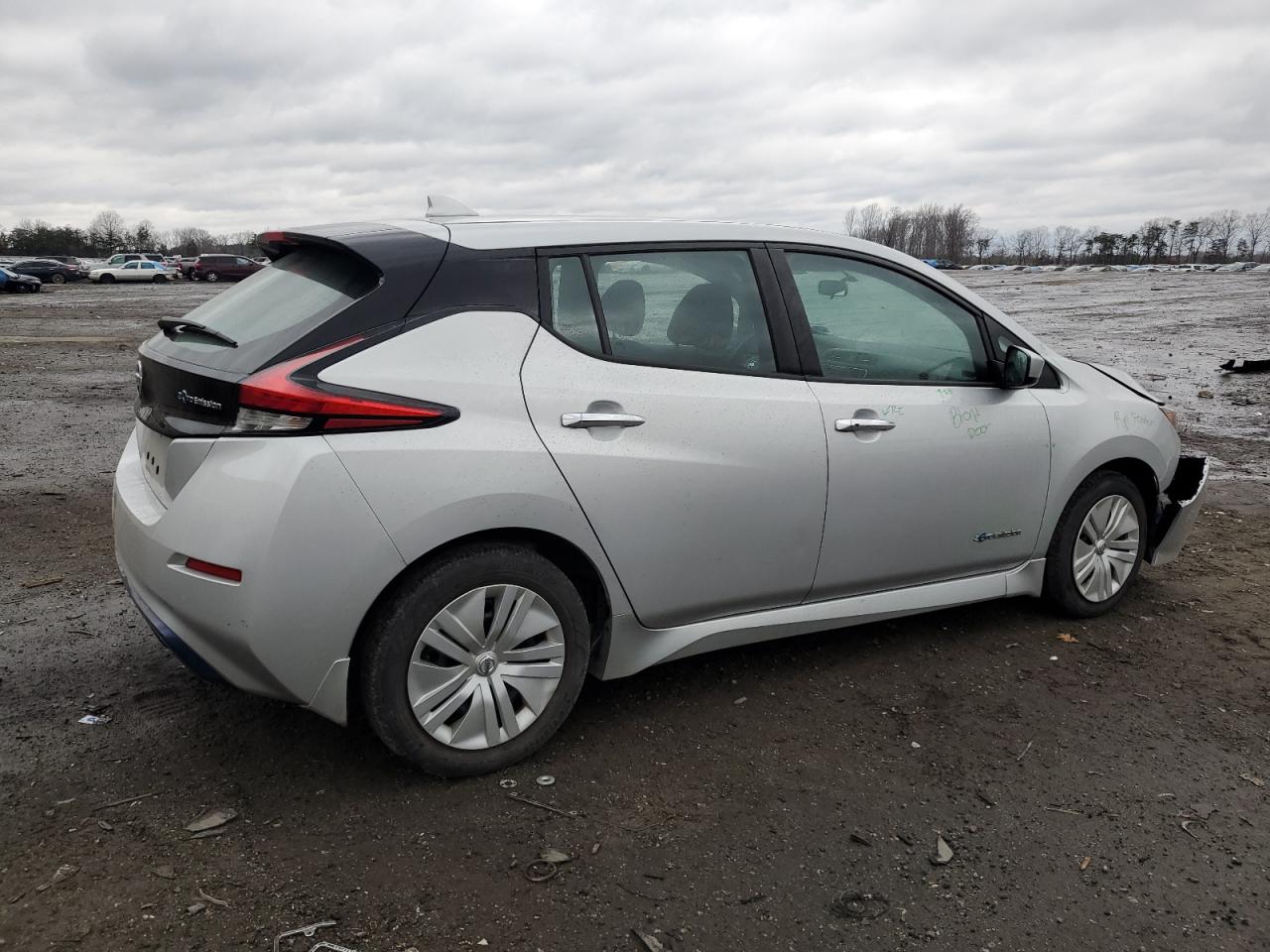 Photo 2 VIN: 1N4AZ1CP4KC303508 - NISSAN LEAF 