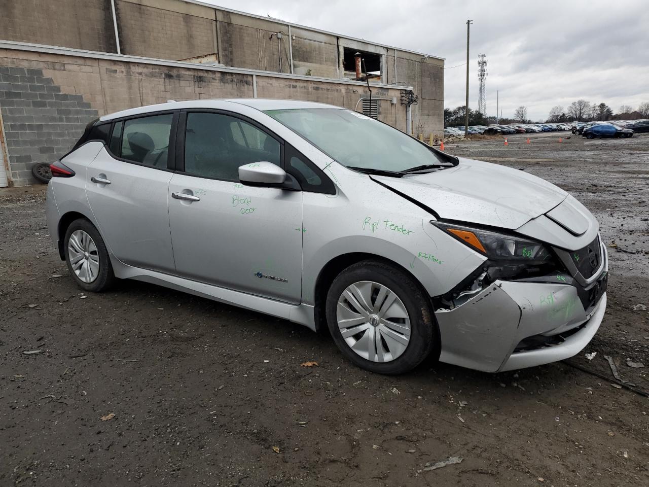 Photo 3 VIN: 1N4AZ1CP4KC303508 - NISSAN LEAF 