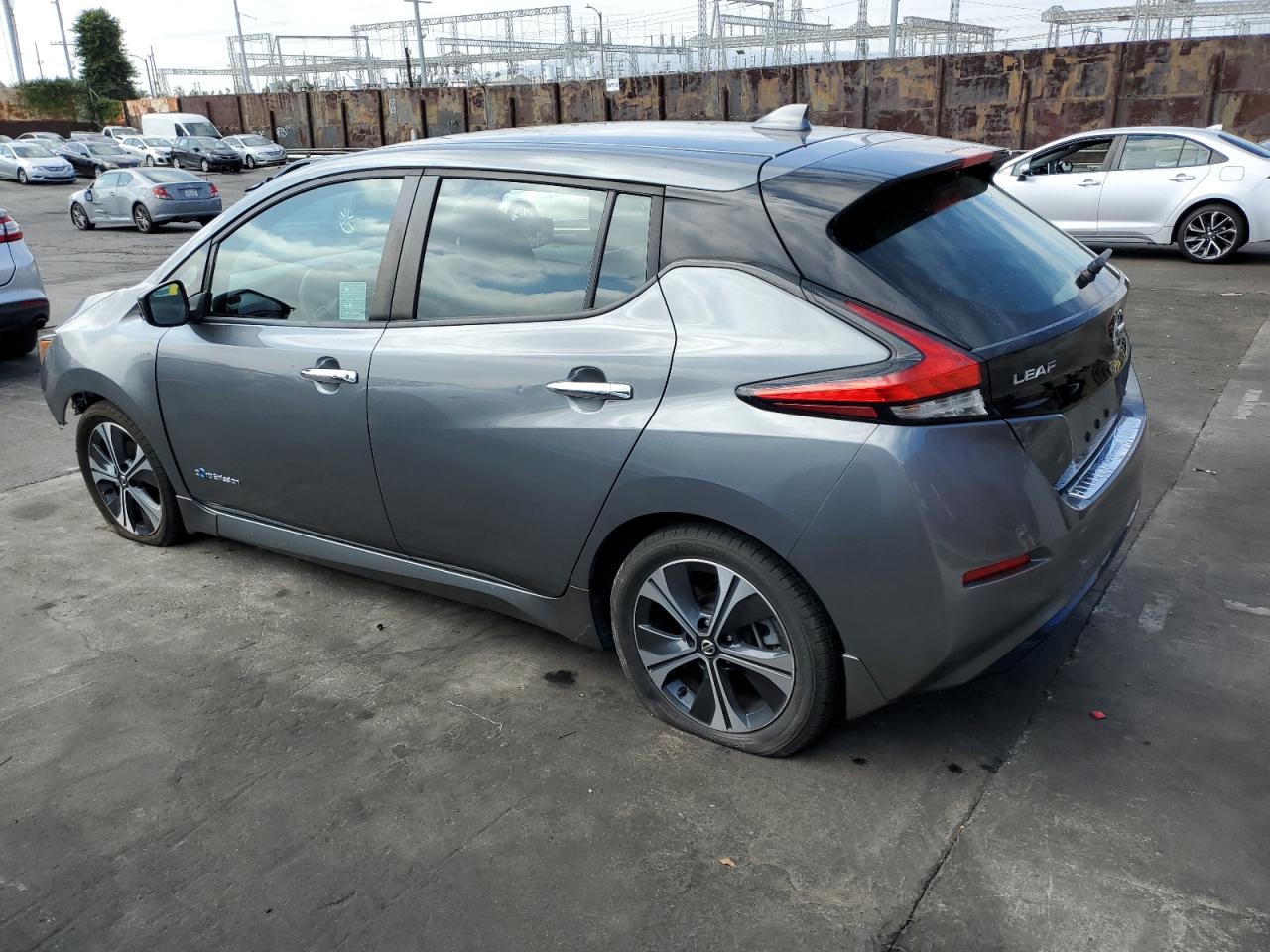 Photo 1 VIN: 1N4AZ1CP8KC321669 - NISSAN LEAF 