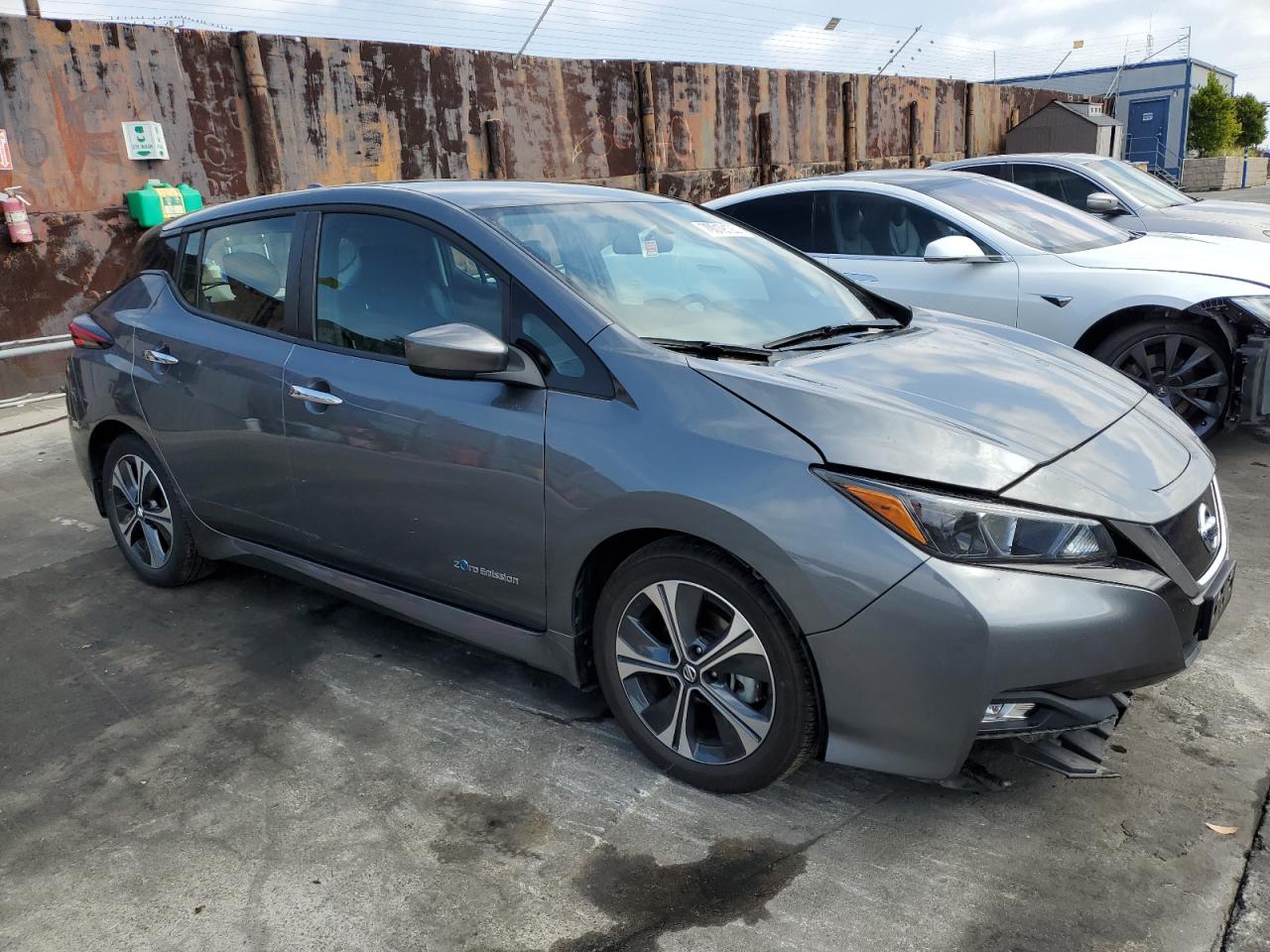 Photo 3 VIN: 1N4AZ1CP8KC321669 - NISSAN LEAF 