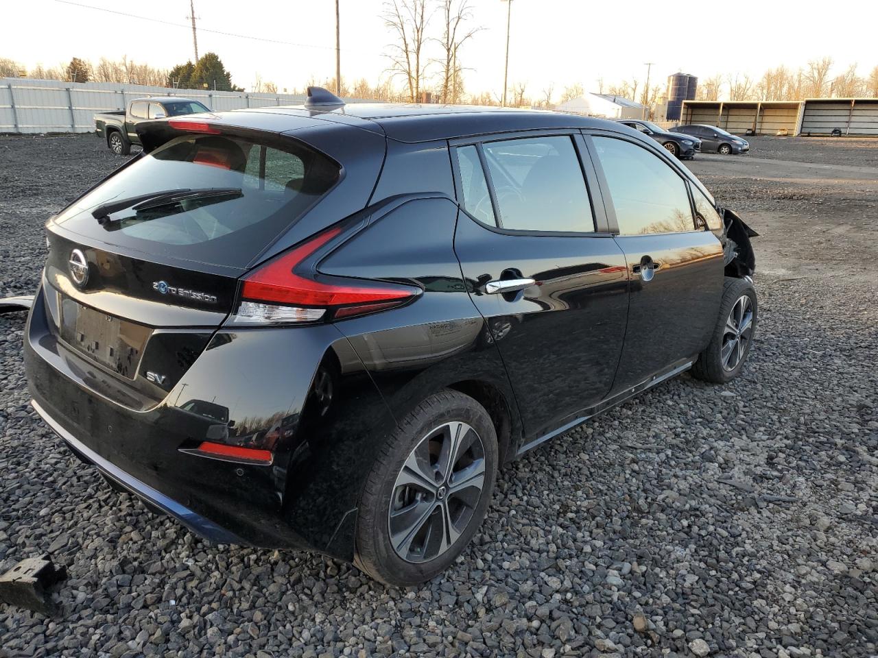 Photo 2 VIN: 1N4AZ1CVXNC563365 - NISSAN LEAF 