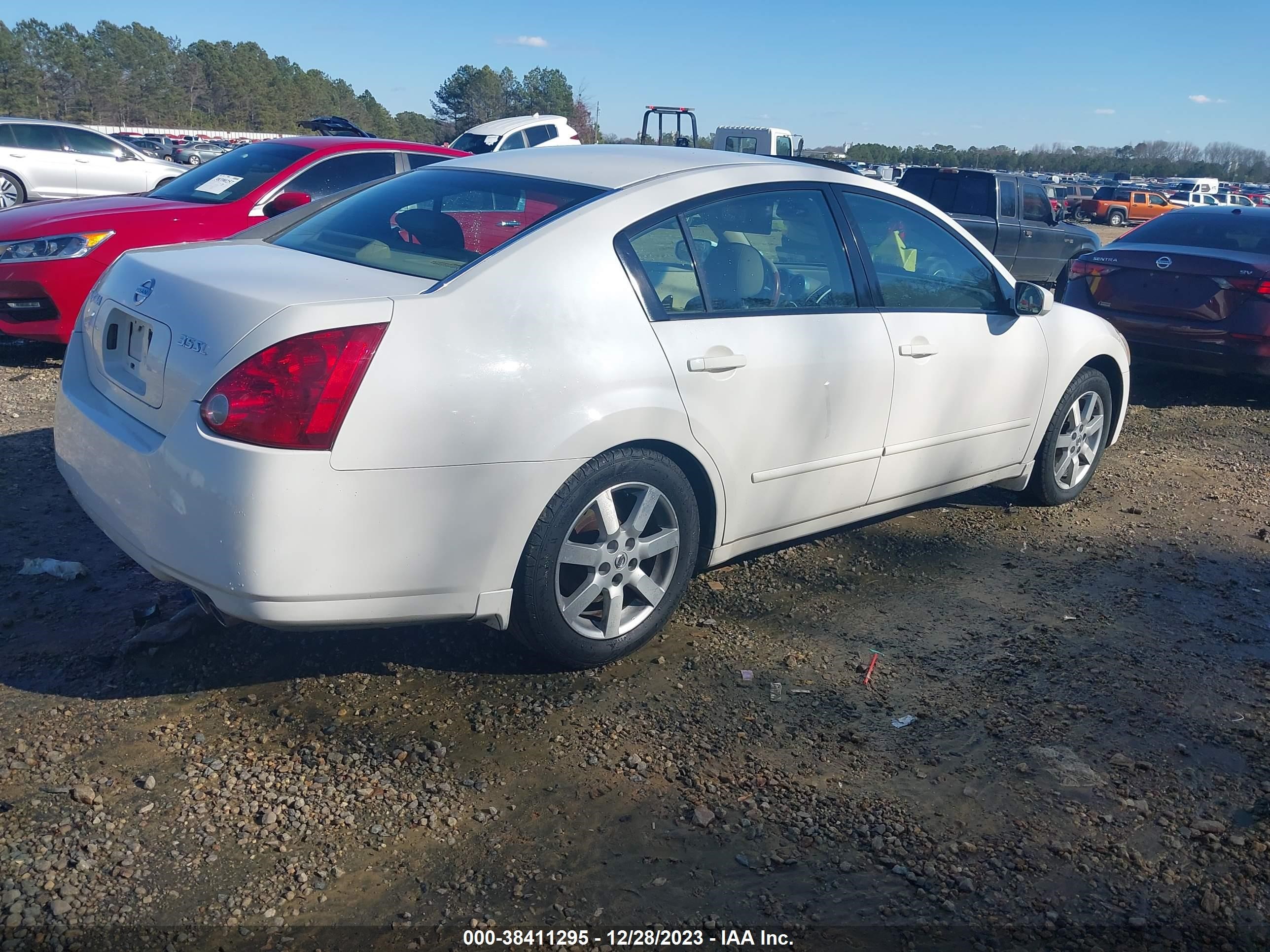 Photo 3 VIN: 1N4BA41E14C922746 - NISSAN MAXIMA 