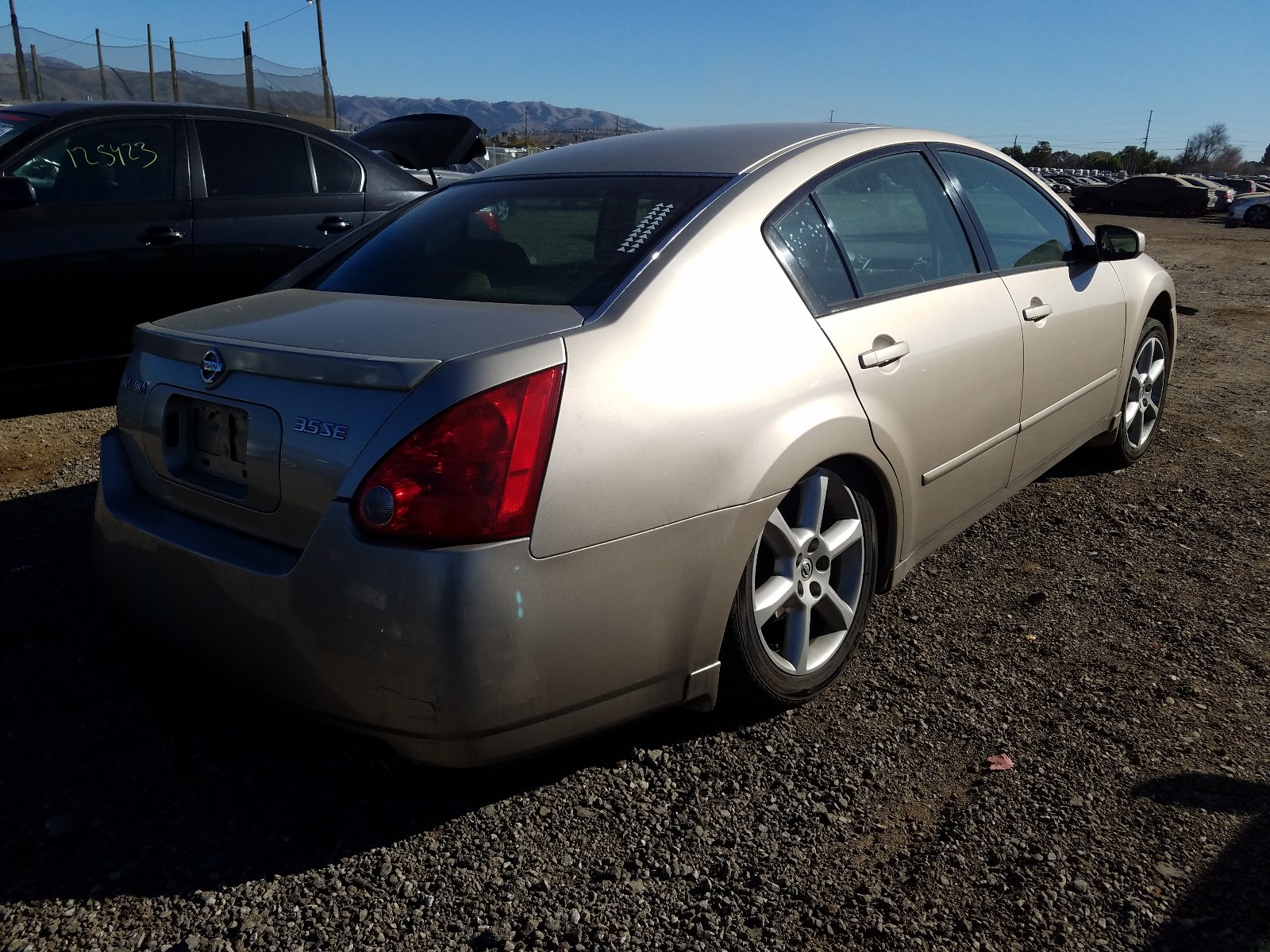 Photo 3 VIN: 1N4BA41E34C900750 - NISSAN MAXIMA SE 