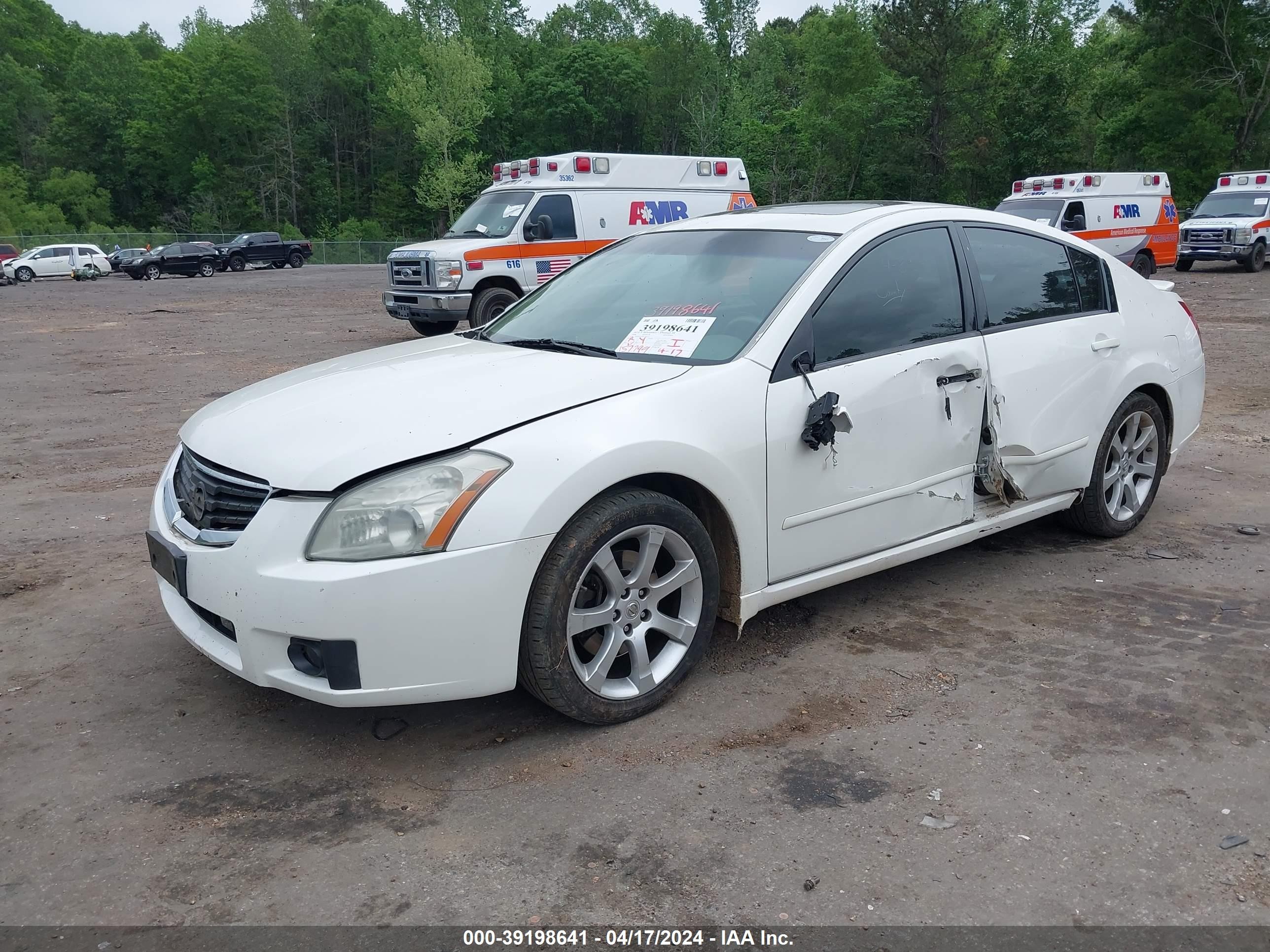 Photo 1 VIN: 1N4BA41E38C819317 - NISSAN MAXIMA 