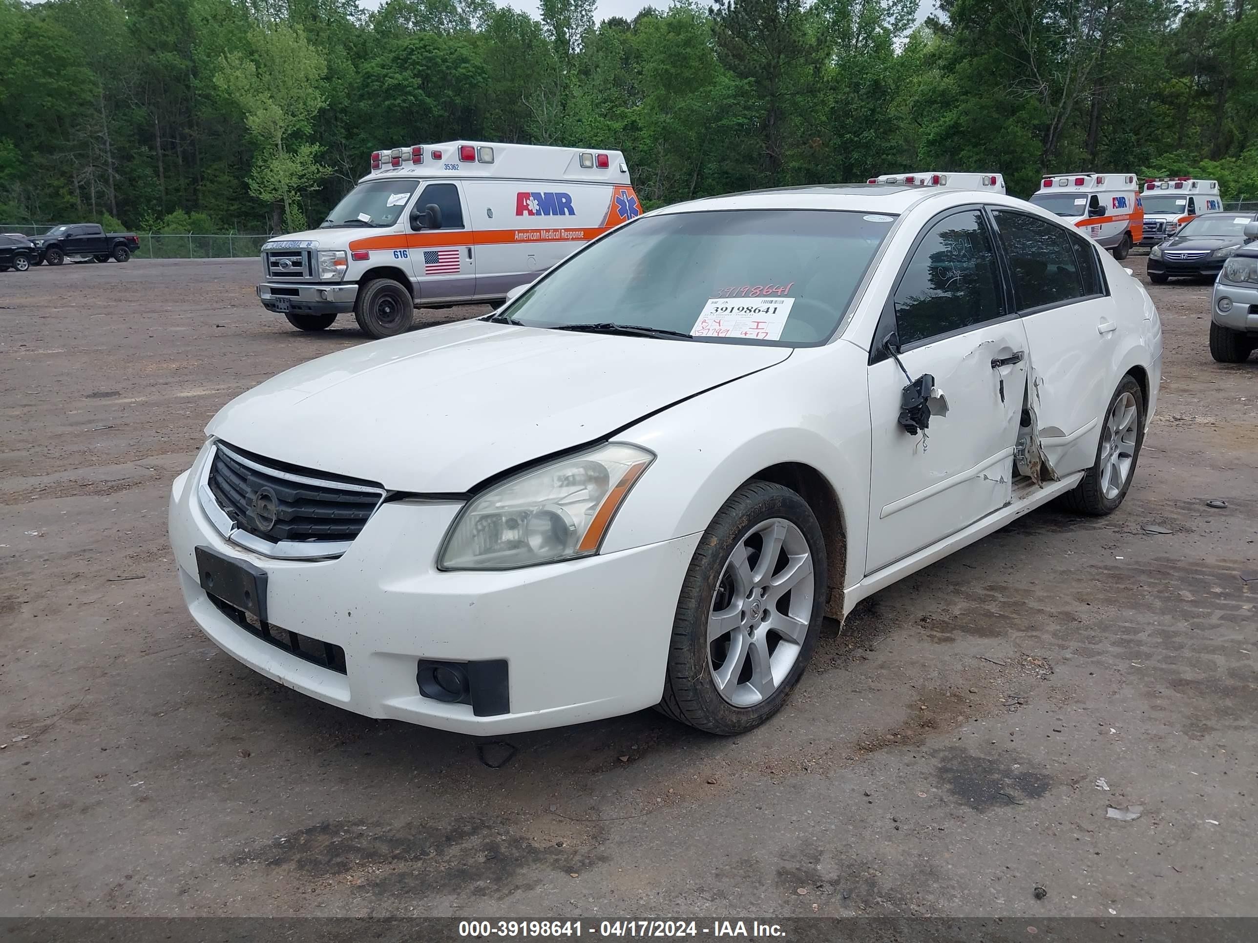 Photo 5 VIN: 1N4BA41E38C819317 - NISSAN MAXIMA 