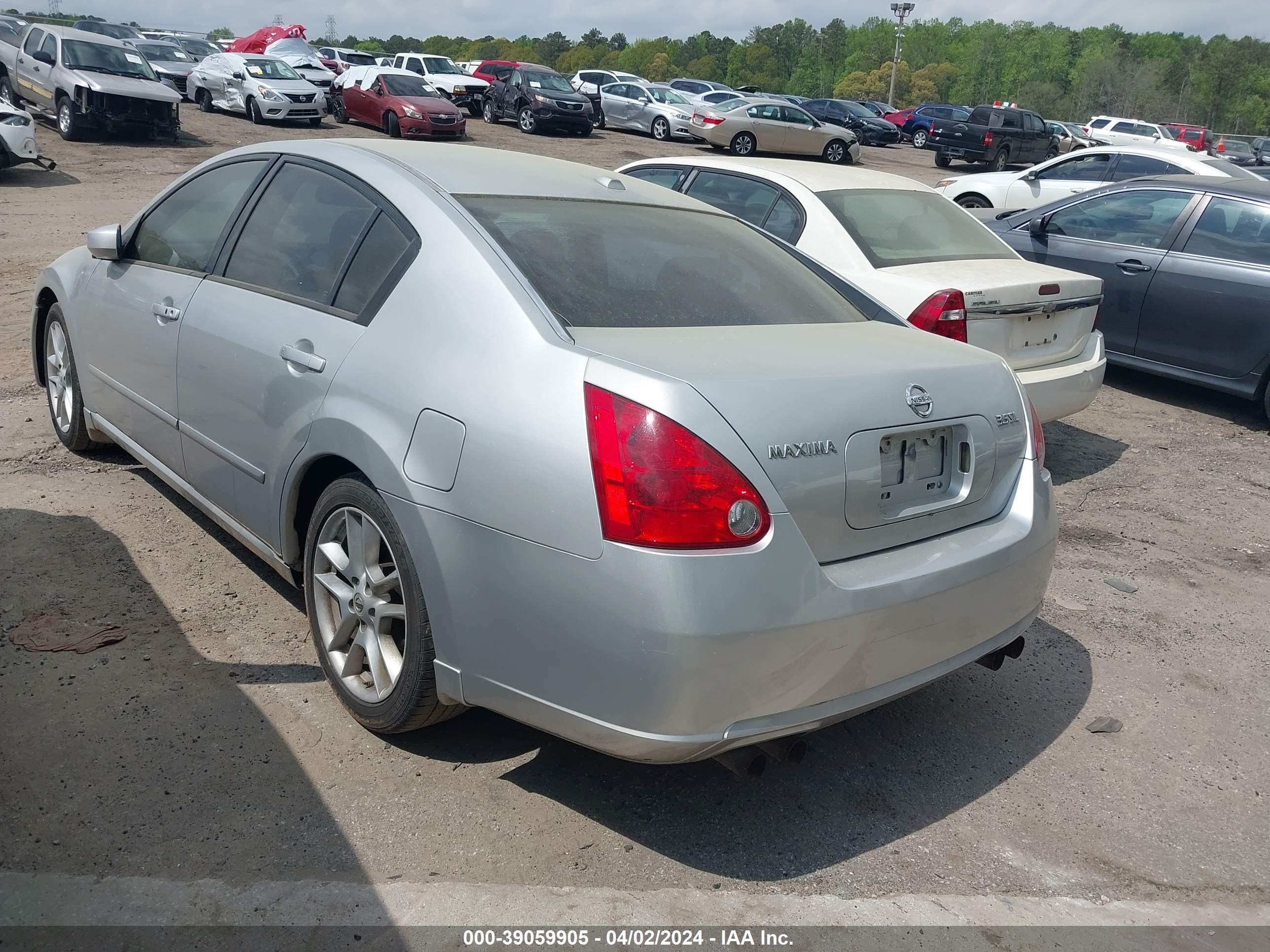 Photo 3 VIN: 1N4BA41E38C826932 - NISSAN MAXIMA 